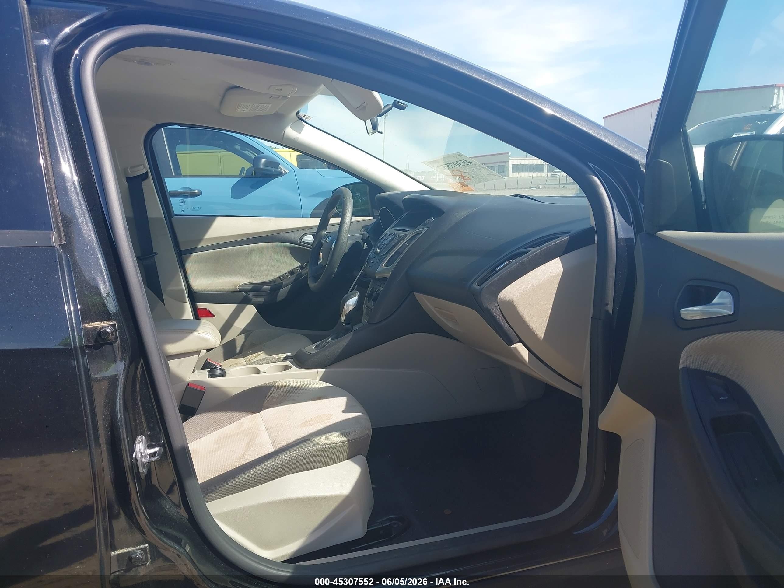 2014 Ford Focus Se Black vin: 1FADP3F2XEL425454