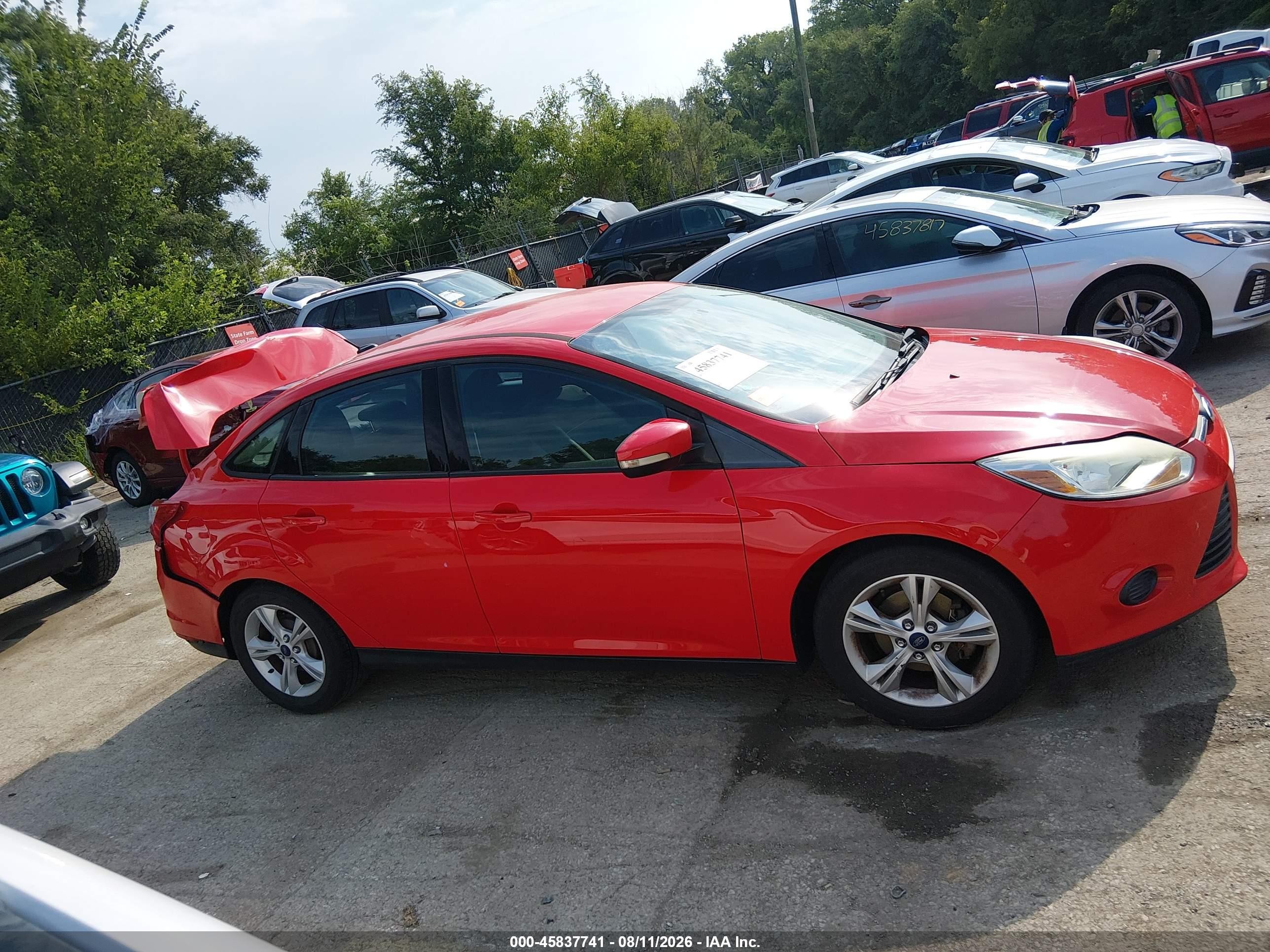 2014 Ford Focus Se Red vin: 1FADP3F2XEL428127