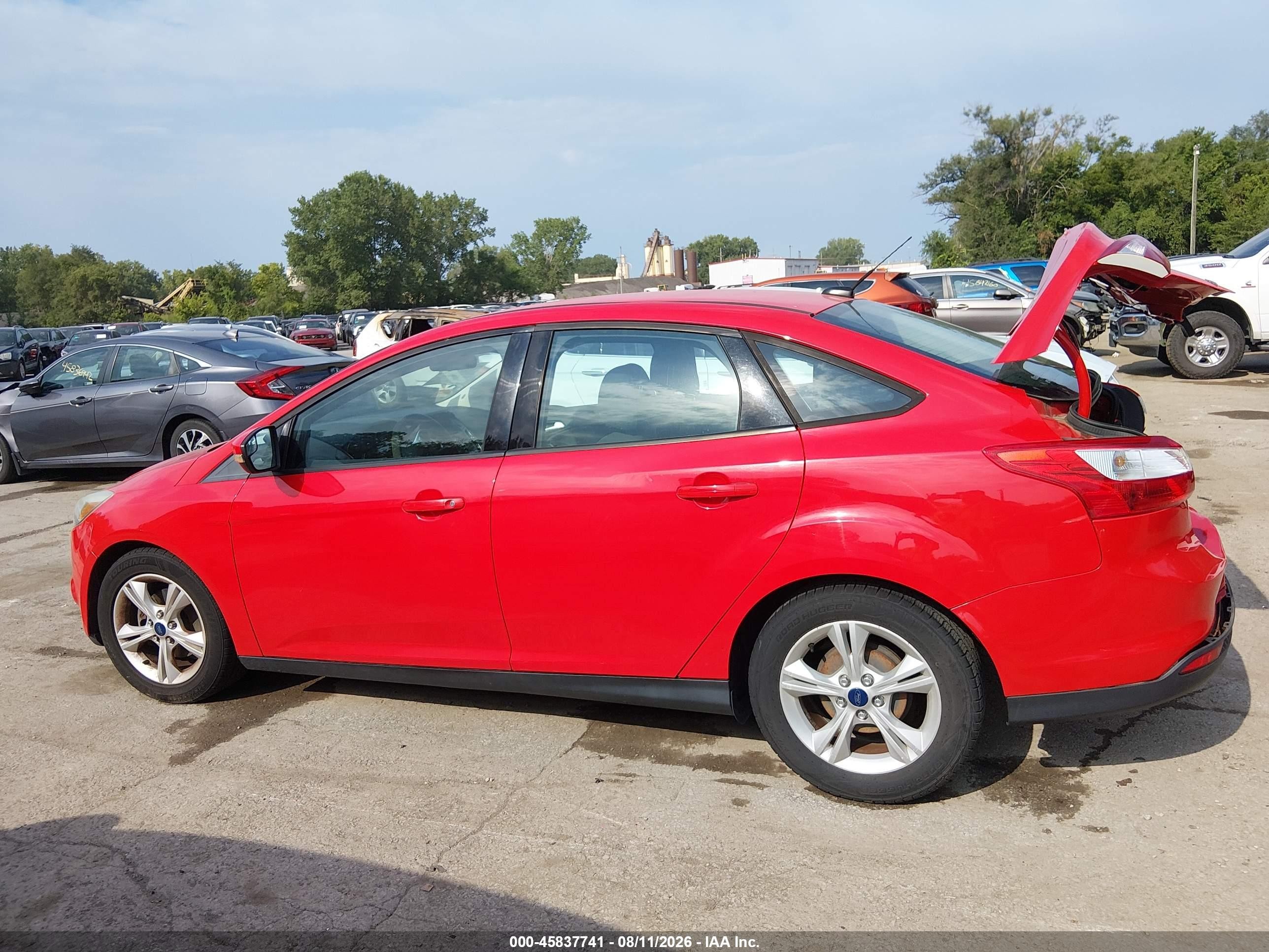 2014 Ford Focus Se Red vin: 1FADP3F2XEL428127