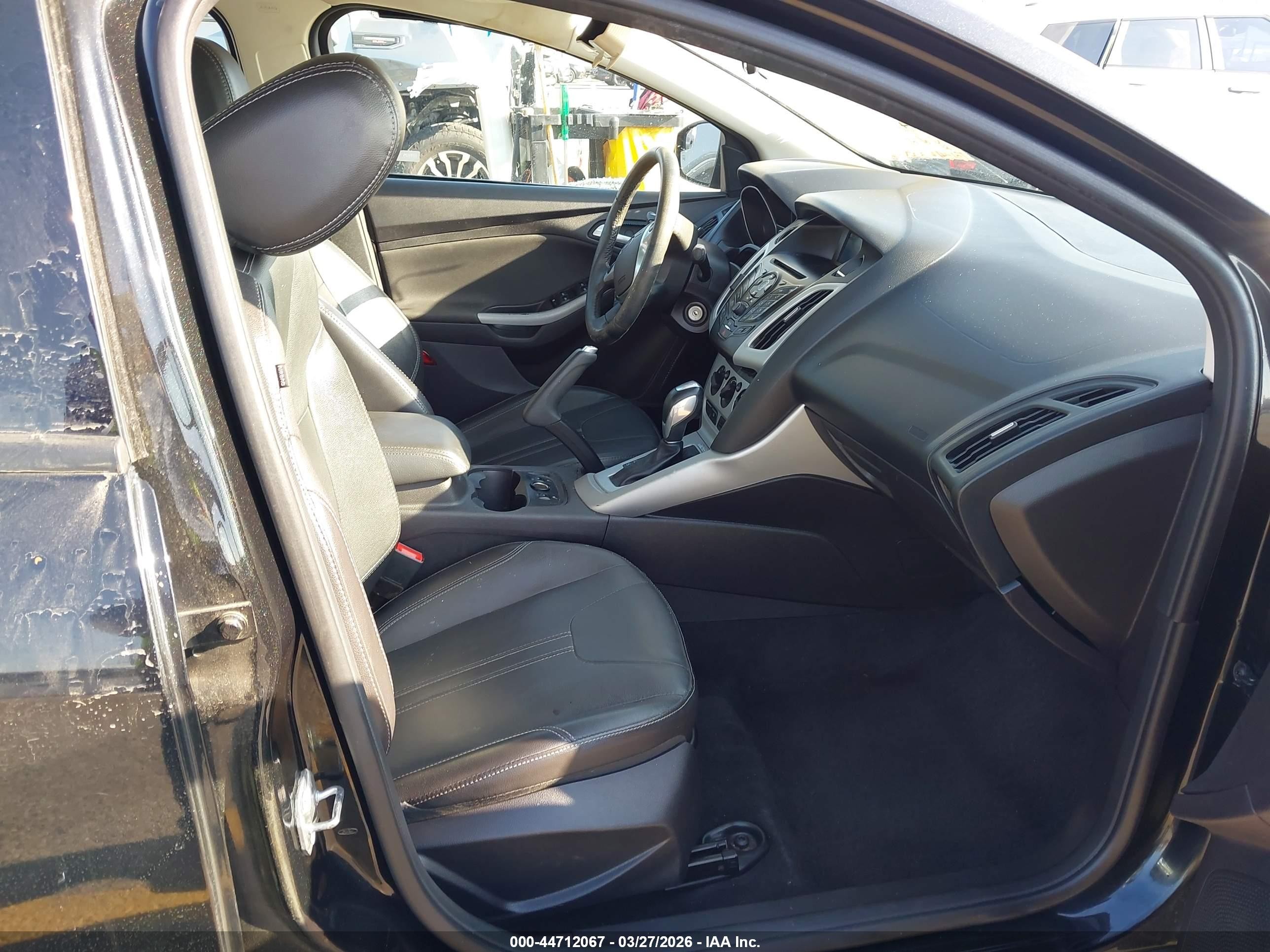 2014 Ford Focus Se Black vin: 1FADP3F2XEL439628
