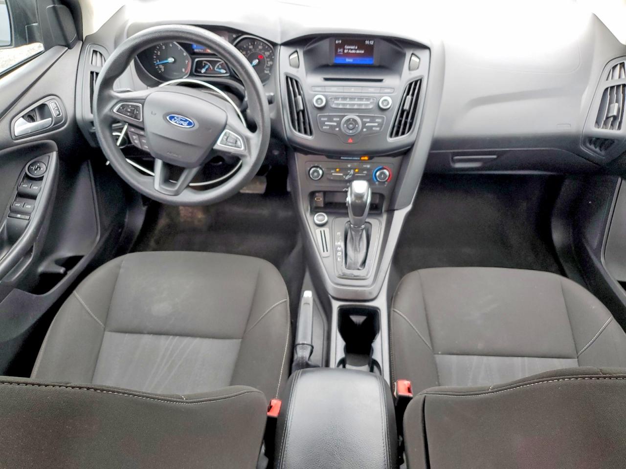 2015 Ford Focus Se Gray vin: 1FADP3F2XFL229452