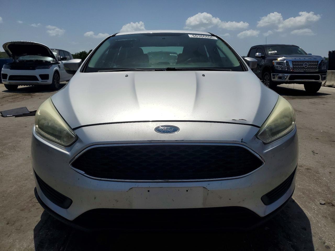 2015 Ford Focus Se Silver vin: 1FADP3F2XFL249586