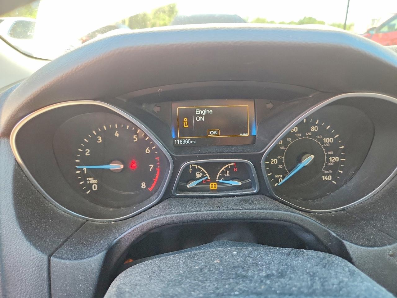 2015 Ford Focus Se White vin: 1FADP3F2XFL263276