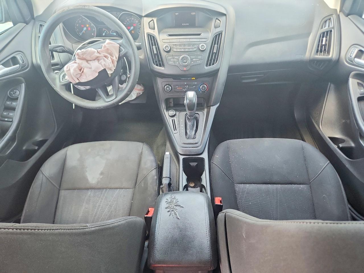 2015 Ford Focus Se White vin: 1FADP3F2XFL263939