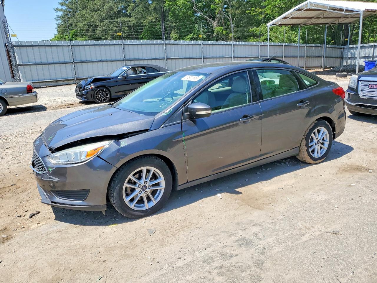 2015 Ford Focus Se Gray vin: 1FADP3F2XFL273046