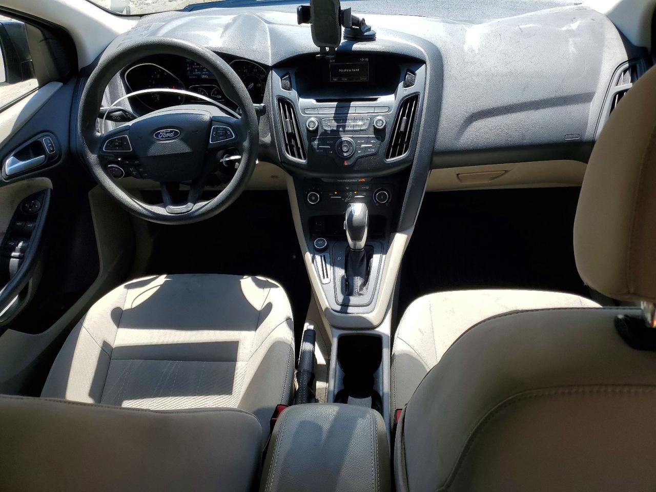 2015 Ford Focus Se Gray vin: 1FADP3F2XFL273046
