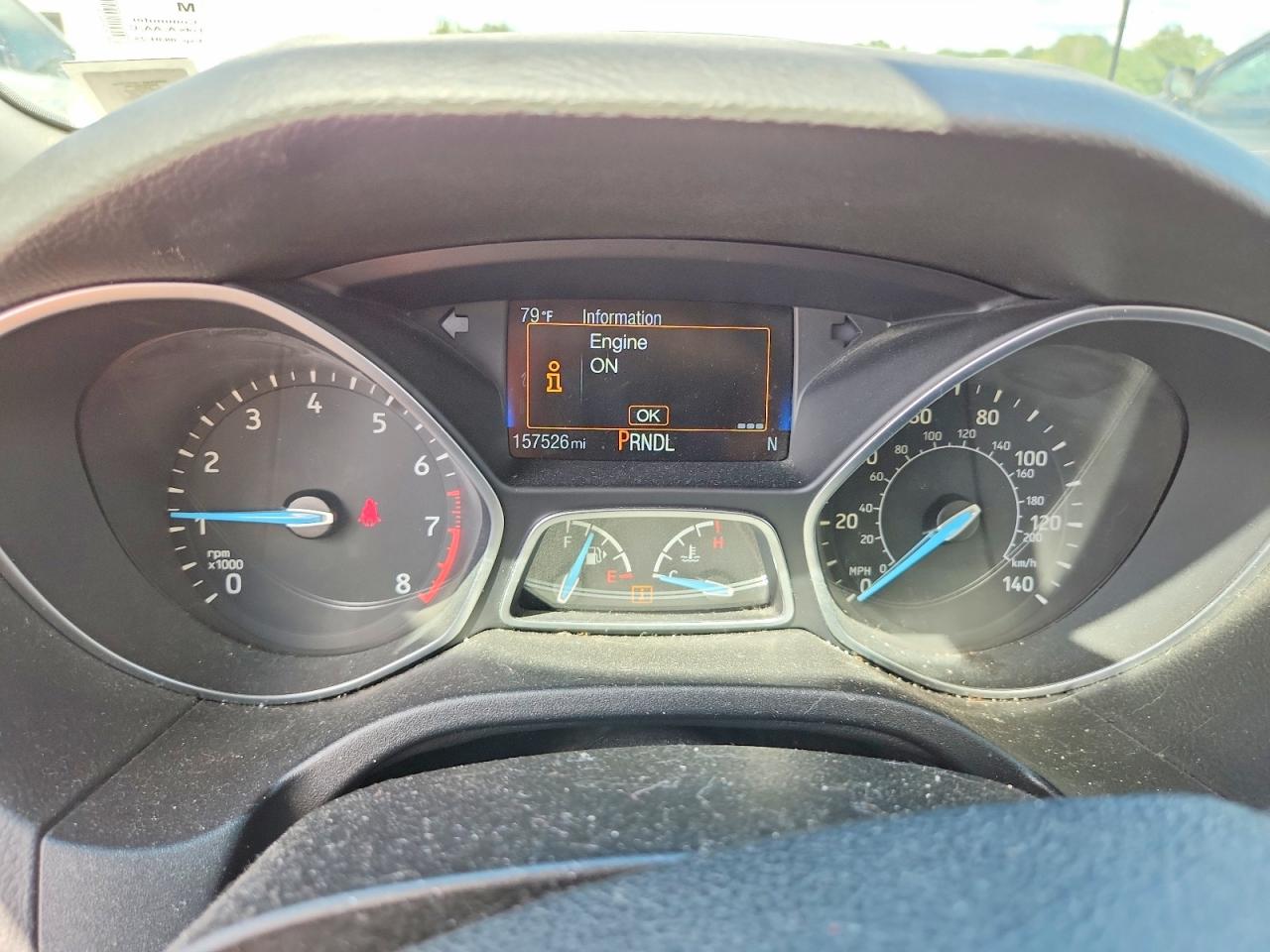 2015 Ford Focus Se Серебряный vin: 1FADP3F2XFL279364