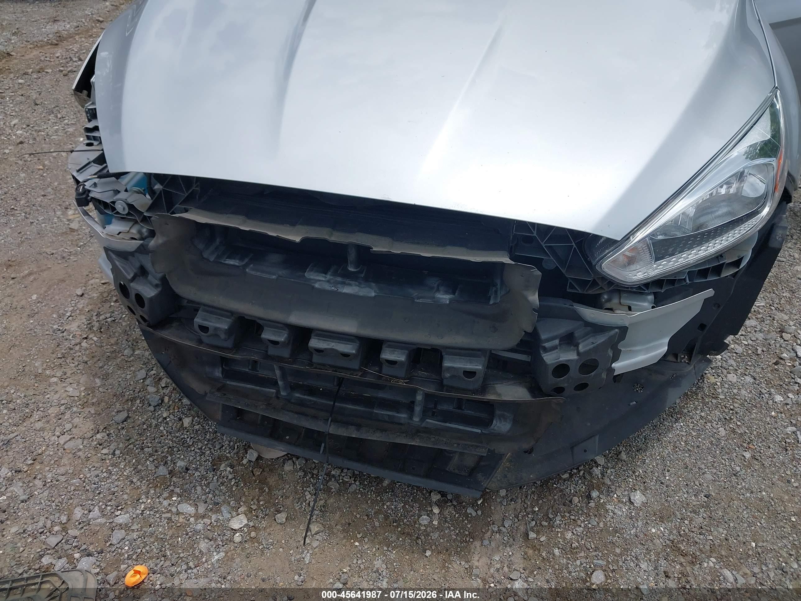 2015 Ford Focus Se Silver vin: 1FADP3F2XFL289649