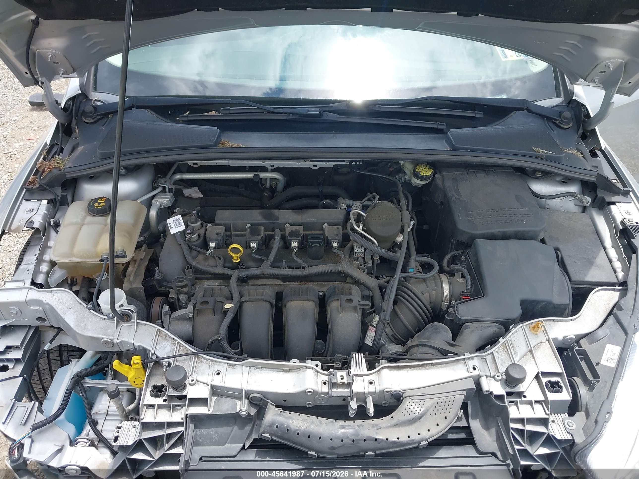 2015 Ford Focus Se Silver vin: 1FADP3F2XFL289649