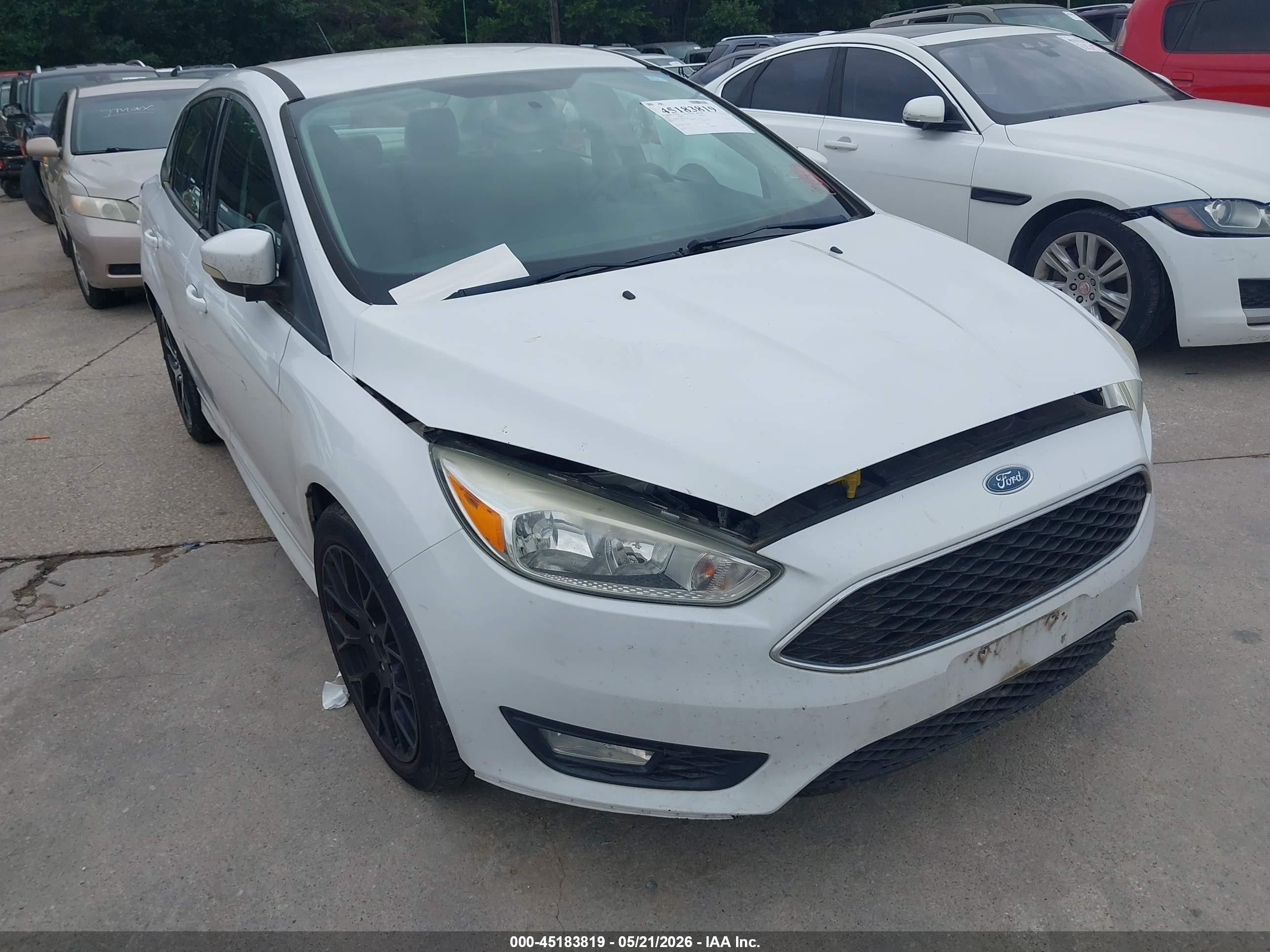 2015 Ford Focus Se White vin: 1FADP3F2XFL293362
