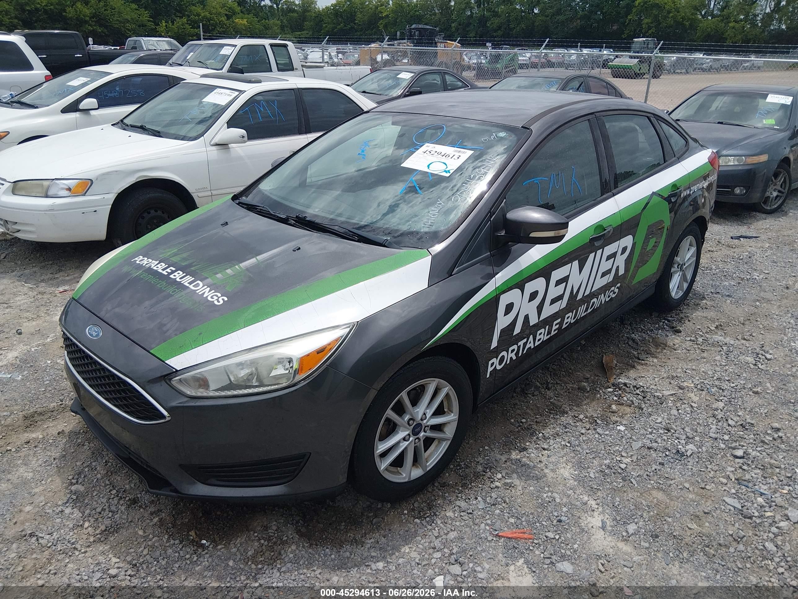 2015 Ford Focus Se Gray vin: 1FADP3F2XFL304439
