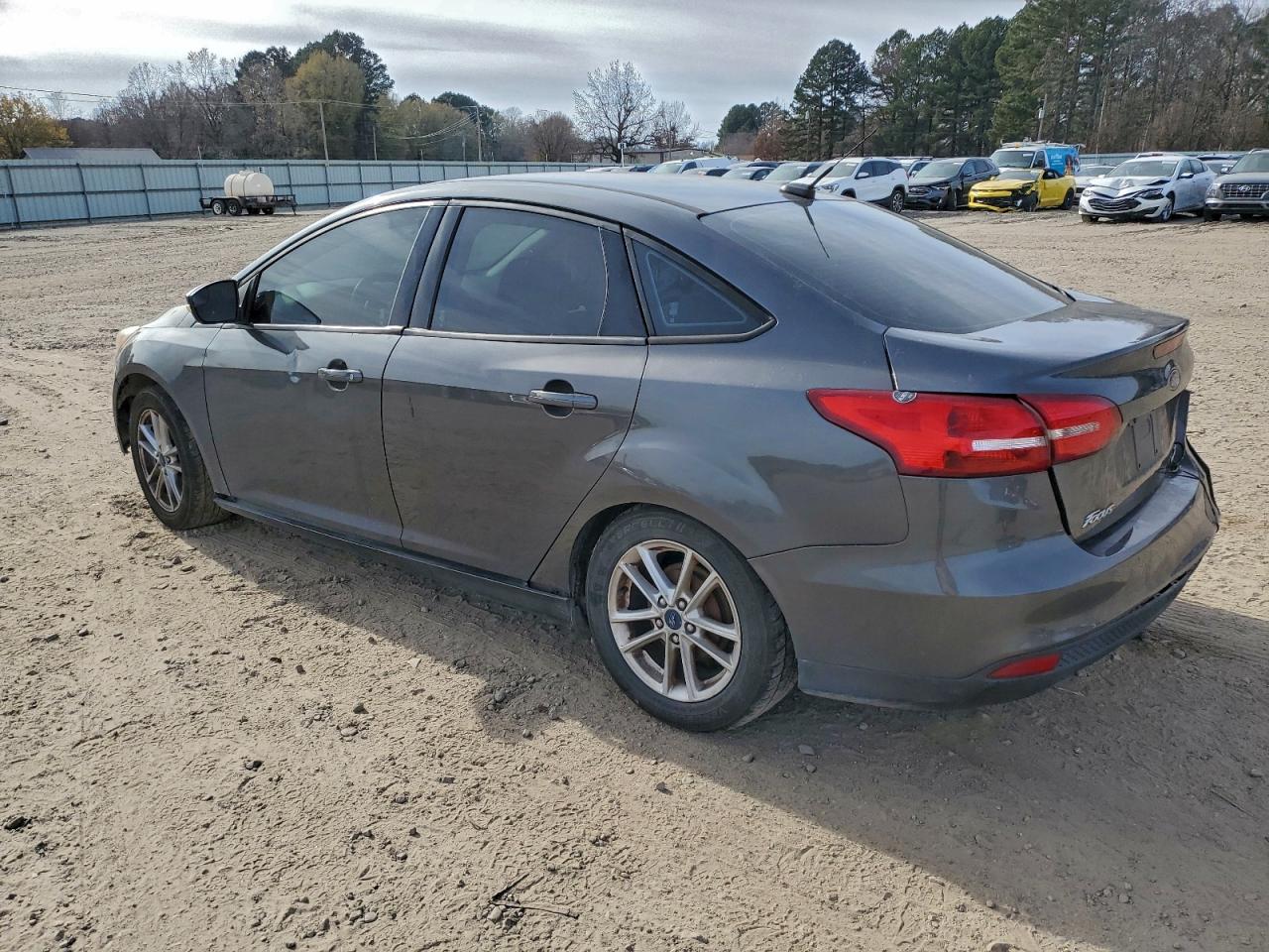 2015 Ford Focus Se Gray vin: 1FADP3F2XFL312671
