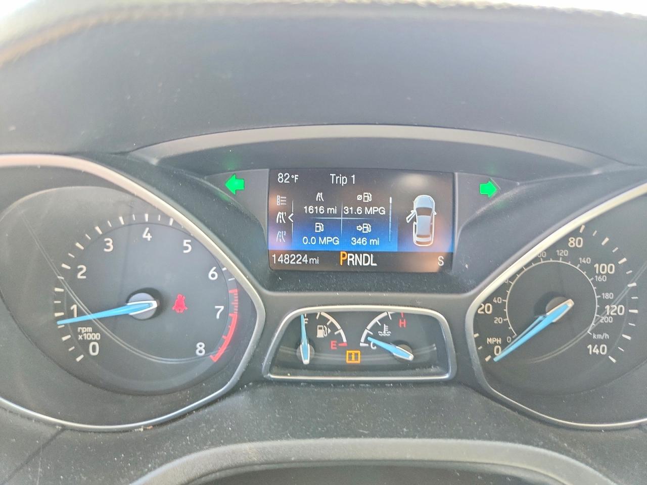 2015 Ford Focus Se Белый vin: 1FADP3F2XFL317353