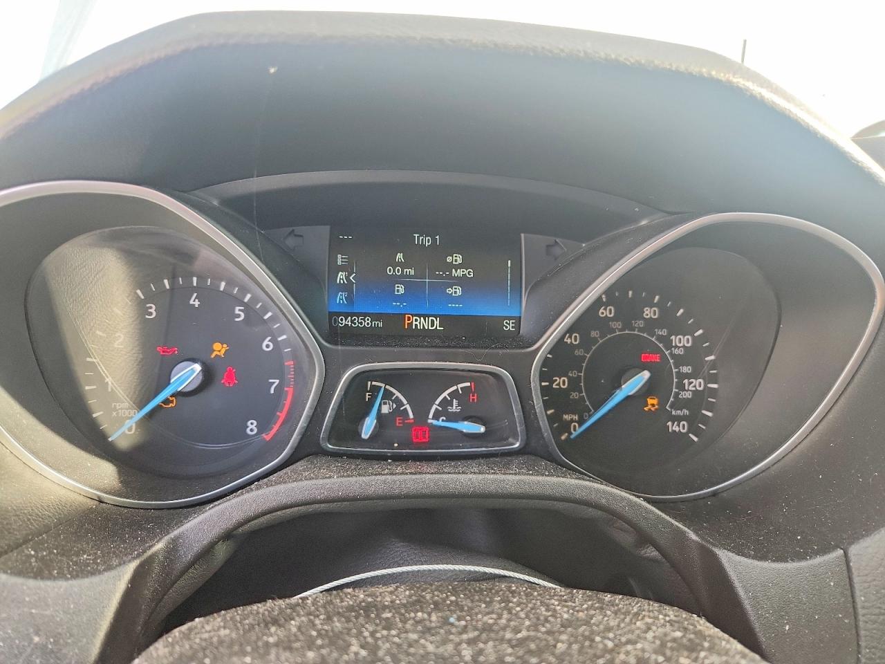 2015 Ford Focus Se White vin: 1FADP3F2XFL329101