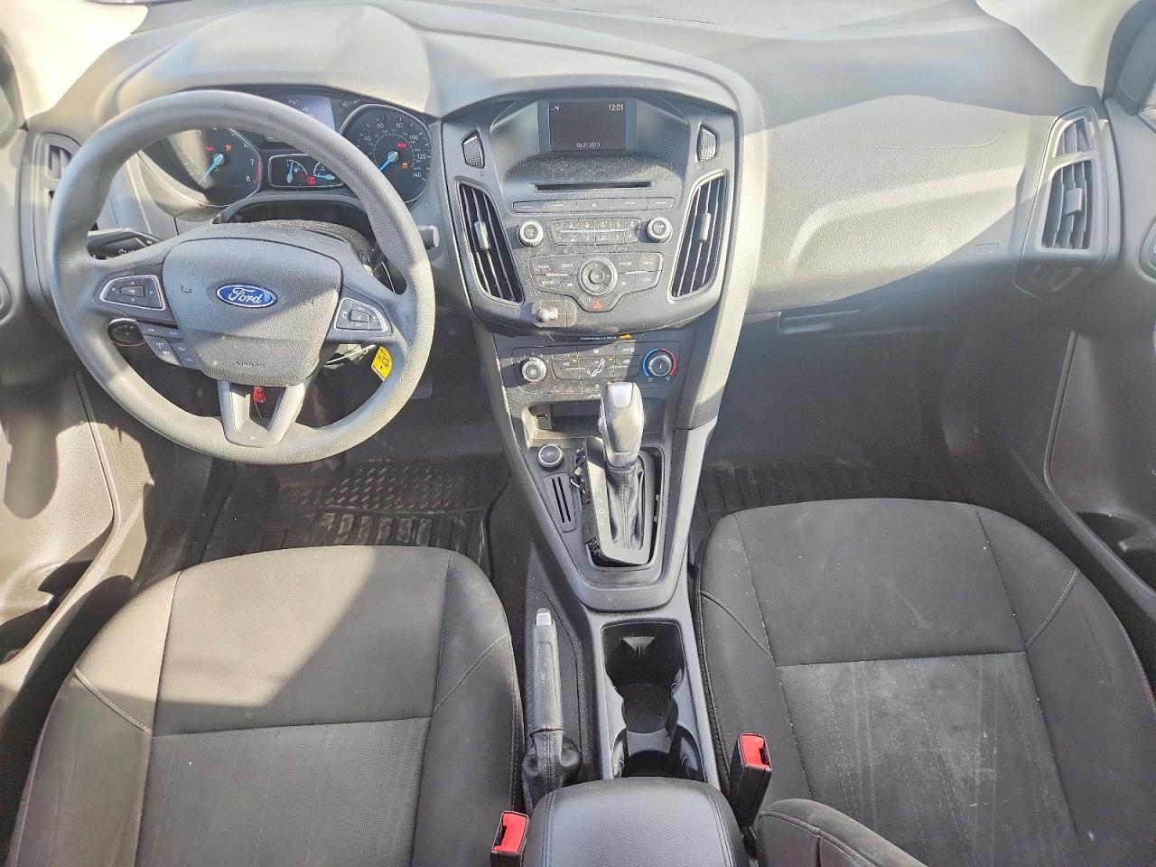 2015 Ford Focus Se White vin: 1FADP3F2XFL329101