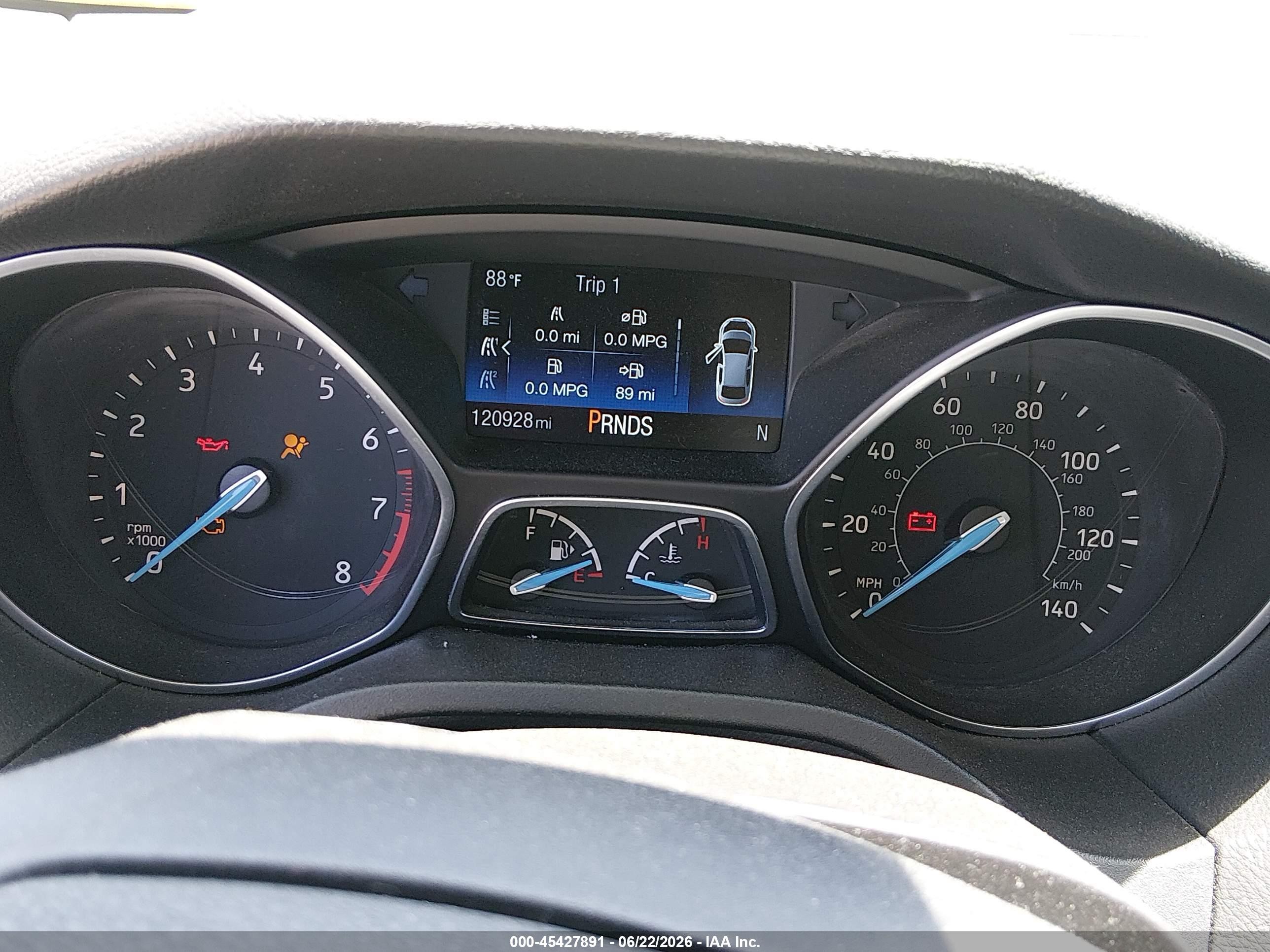 2015 Ford Focus Se Gold vin: 1FADP3F2XFL329938