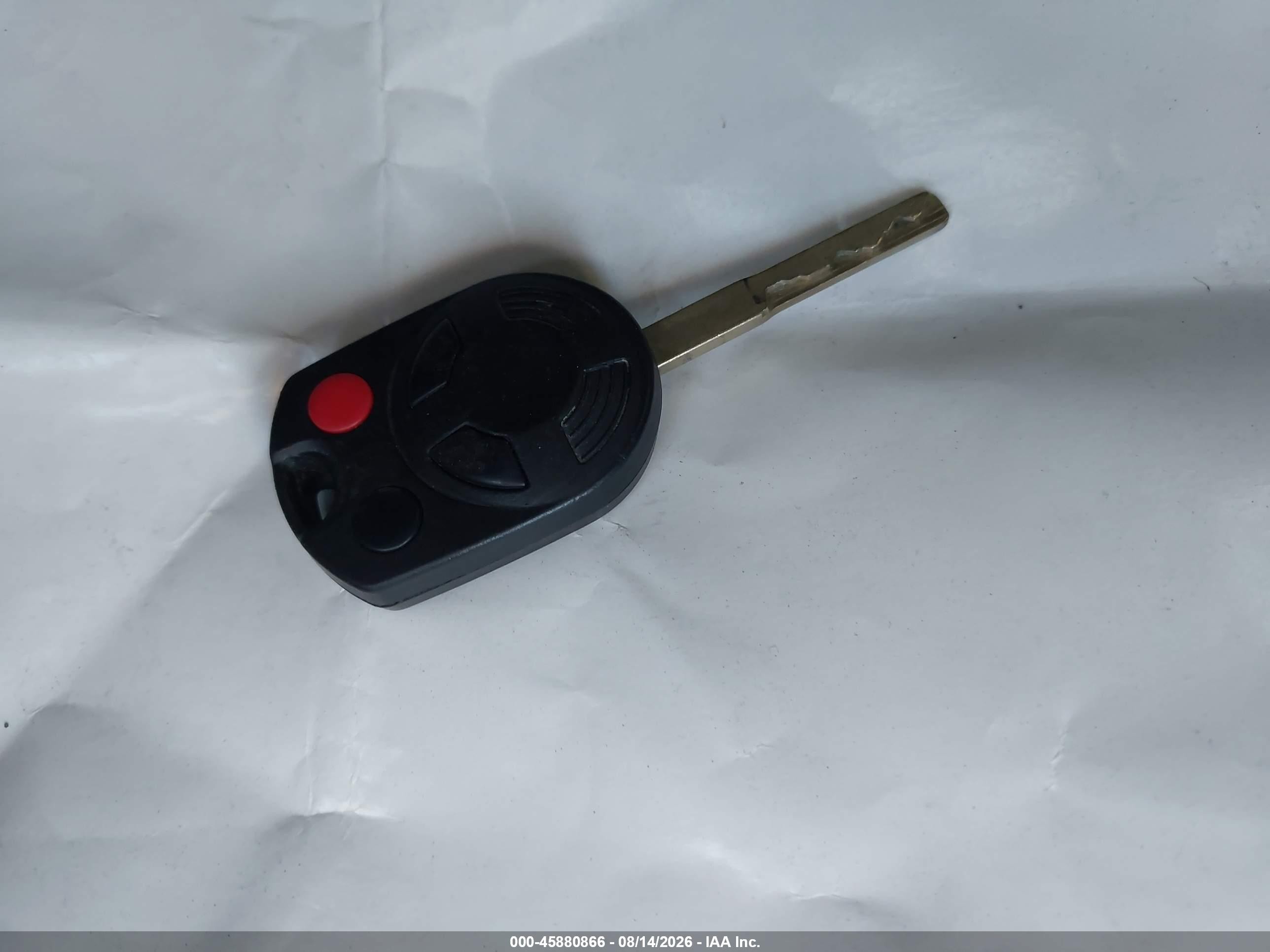 2015 Ford Focus Se Белый vin: 1FADP3F2XFL331043