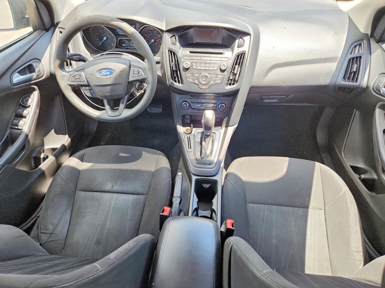 2015 Ford Focus Se Gray vin: 1FADP3F2XFL342267