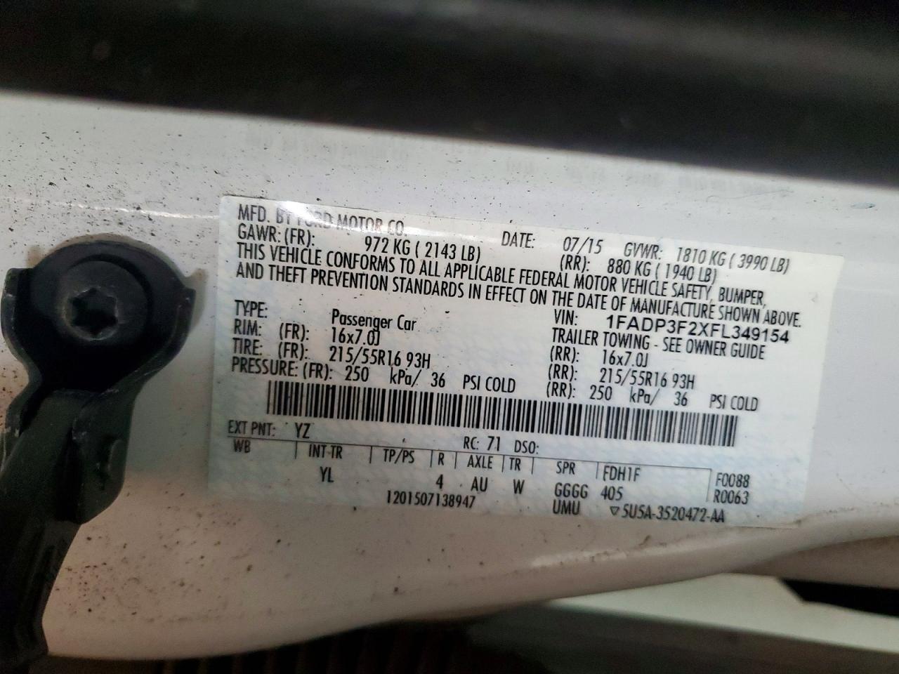 2015 Ford Focus Se White vin: 1FADP3F2XFL349154