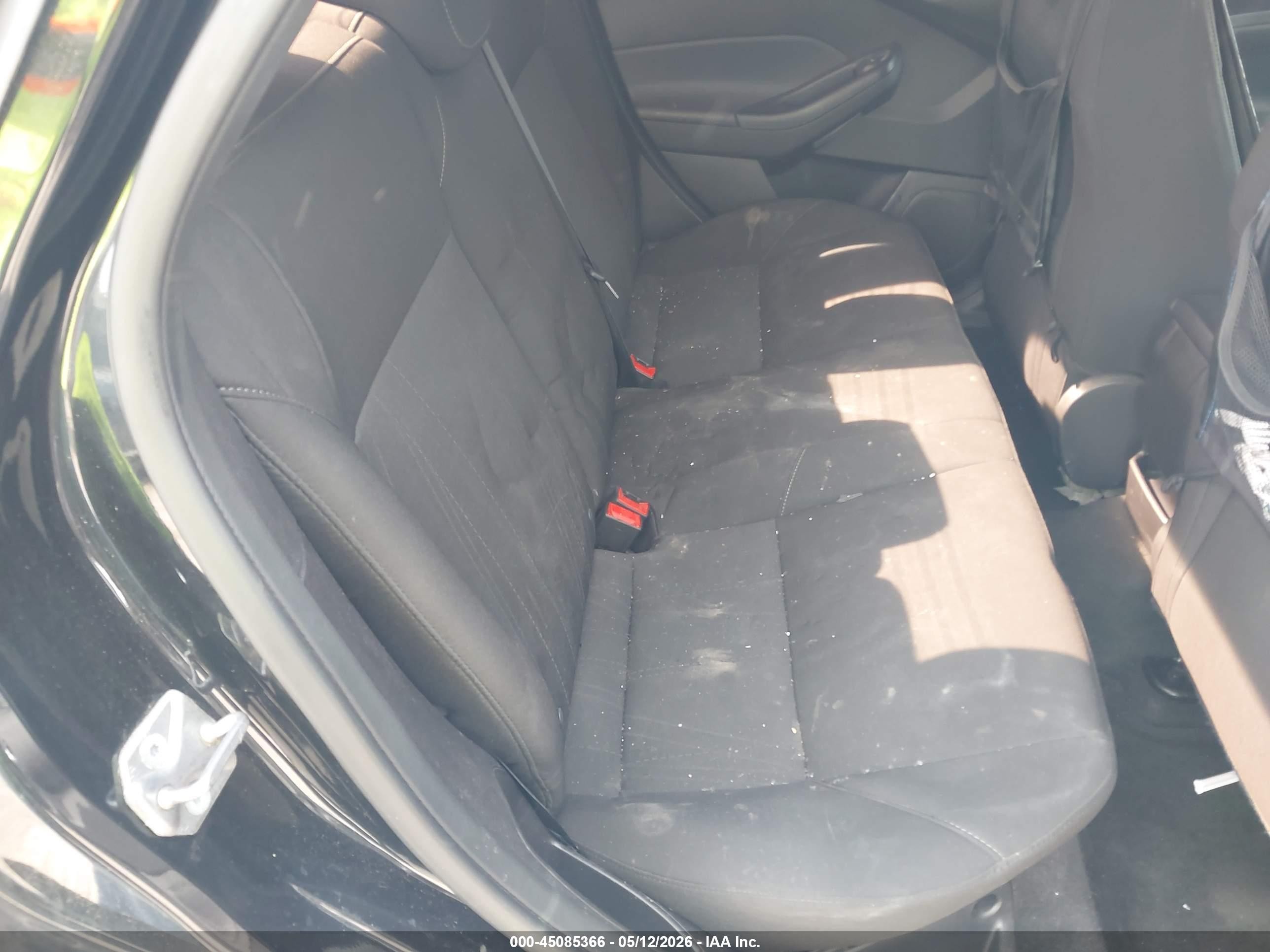 2015 Ford Focus Se Blue vin: 1FADP3F2XFL355181