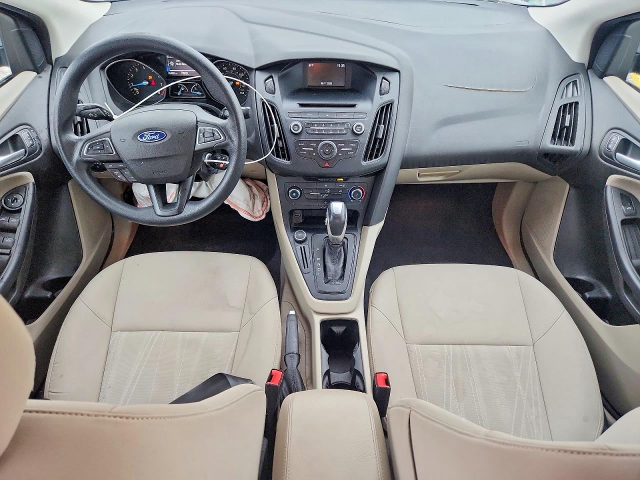 2015 Ford Focus Se Silver vin: 1FADP3F2XFL361952
