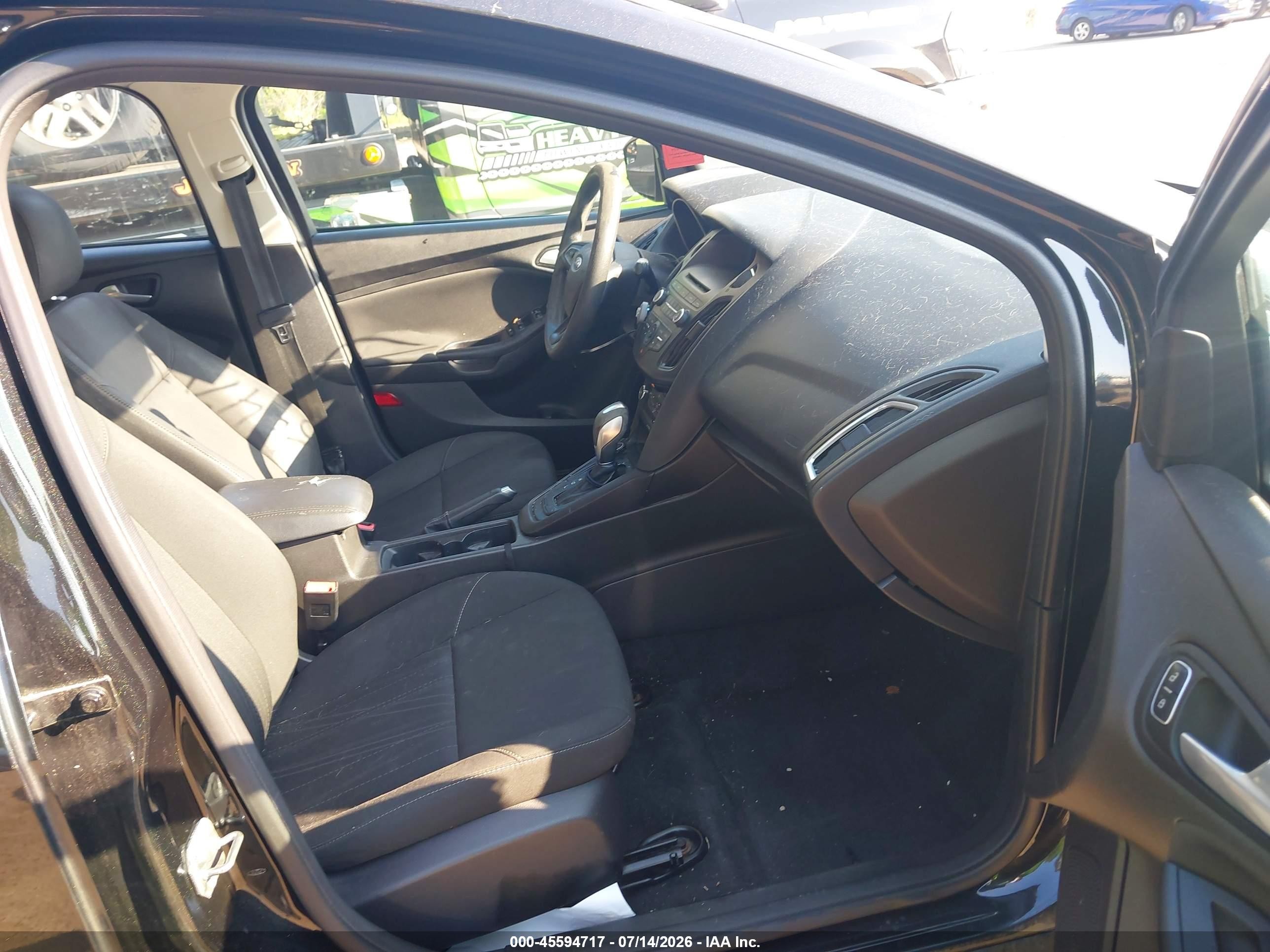 2015 Ford Focus Se Black vin: 1FADP3F2XFL365094