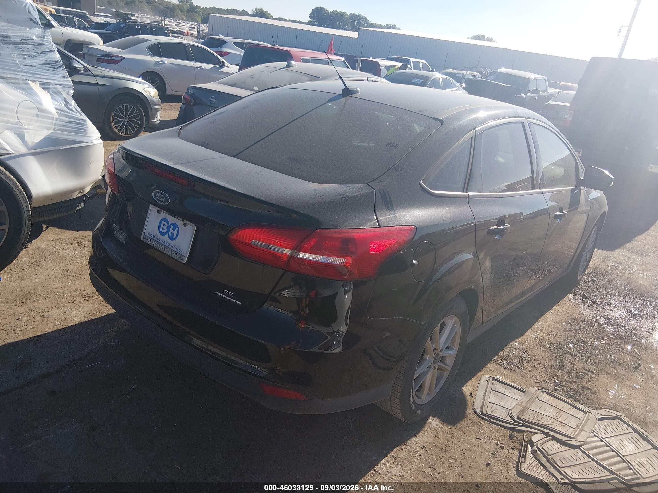 2016 Ford Focus Se Black vin: 1FADP3F2XGL300733