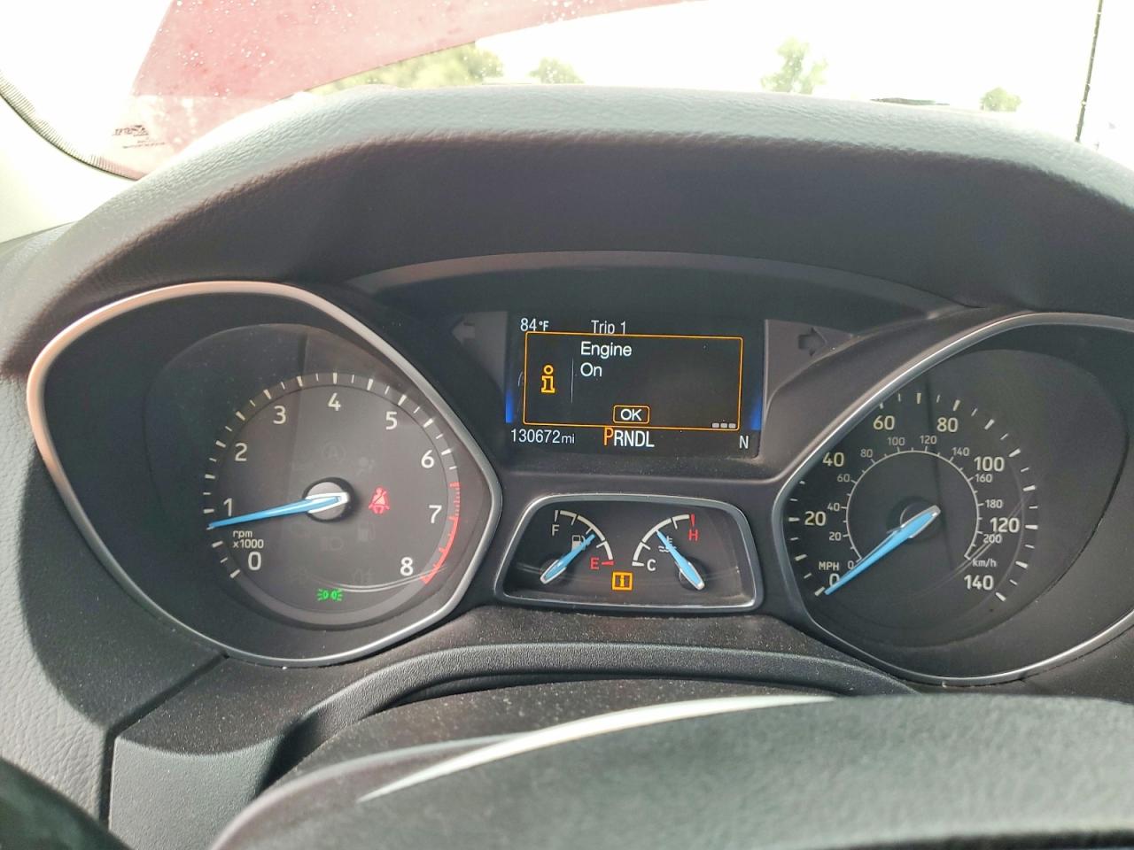 2017 Ford Focus Se Burgundy vin: 1FADP3F2XHL252748
