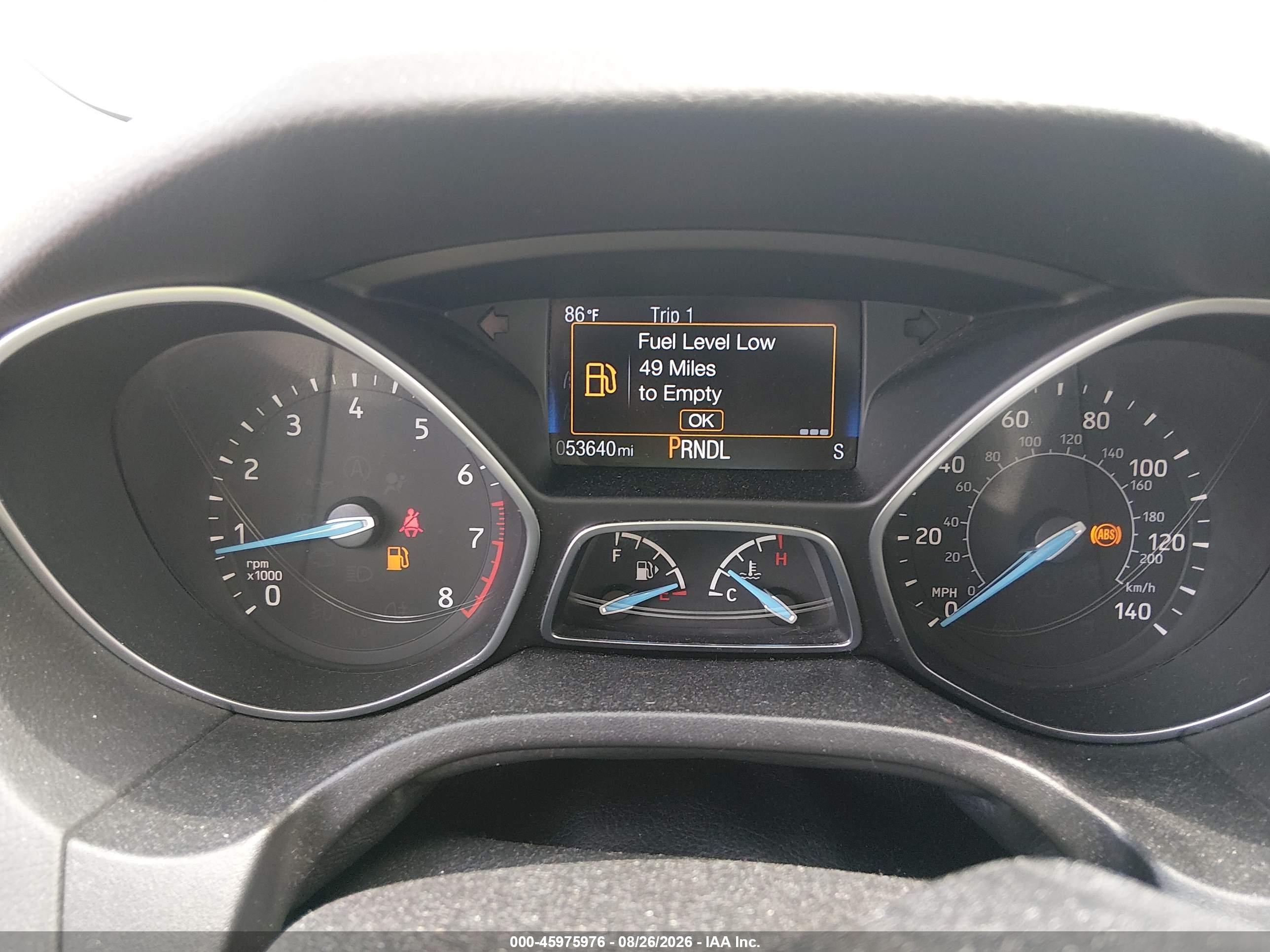 2018 Ford Focus Se Серый vin: 1FADP3F2XJL257938