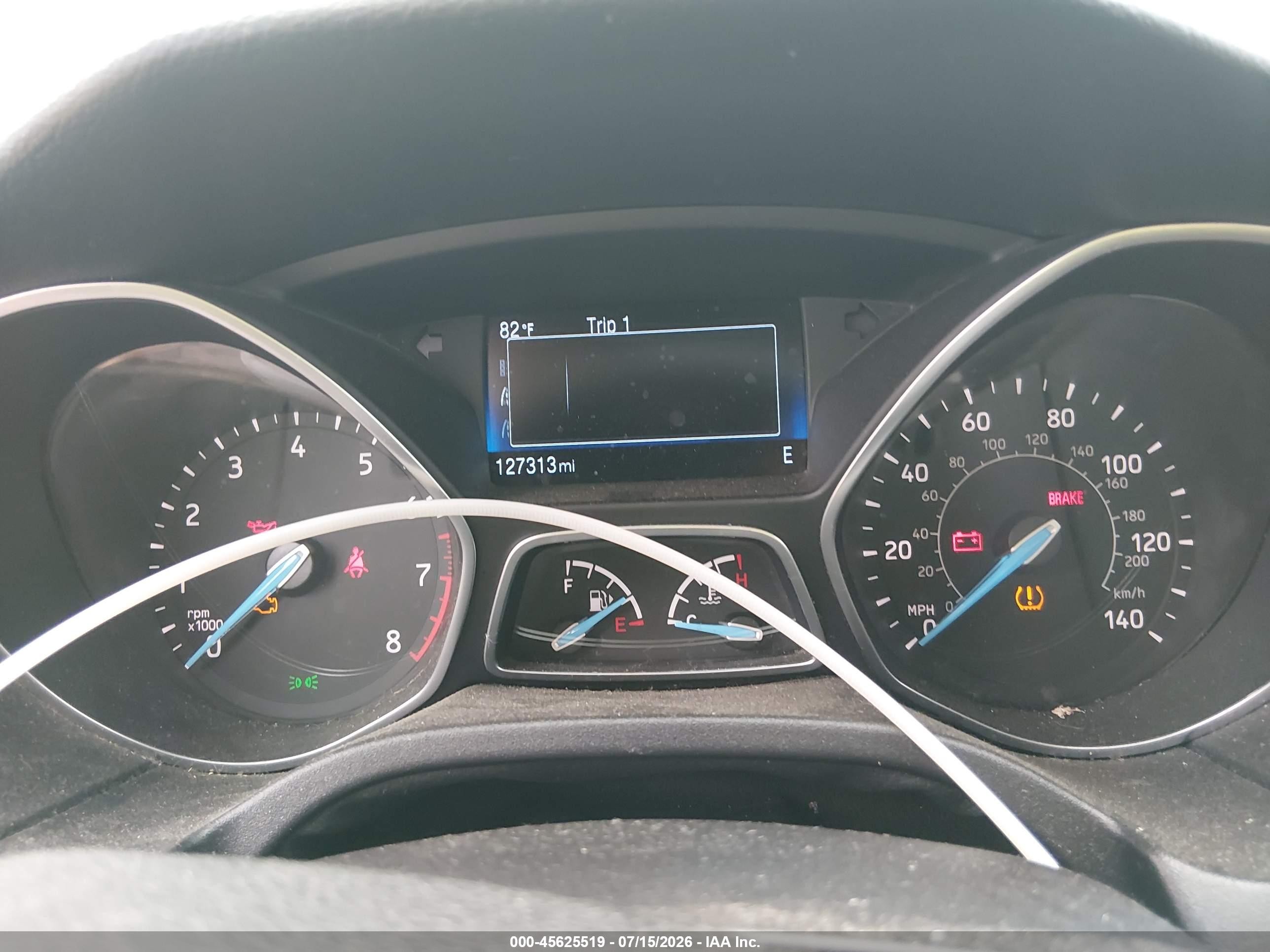 2015 Ford Focus Se Red vin: 1FADP3FE2FL338045
