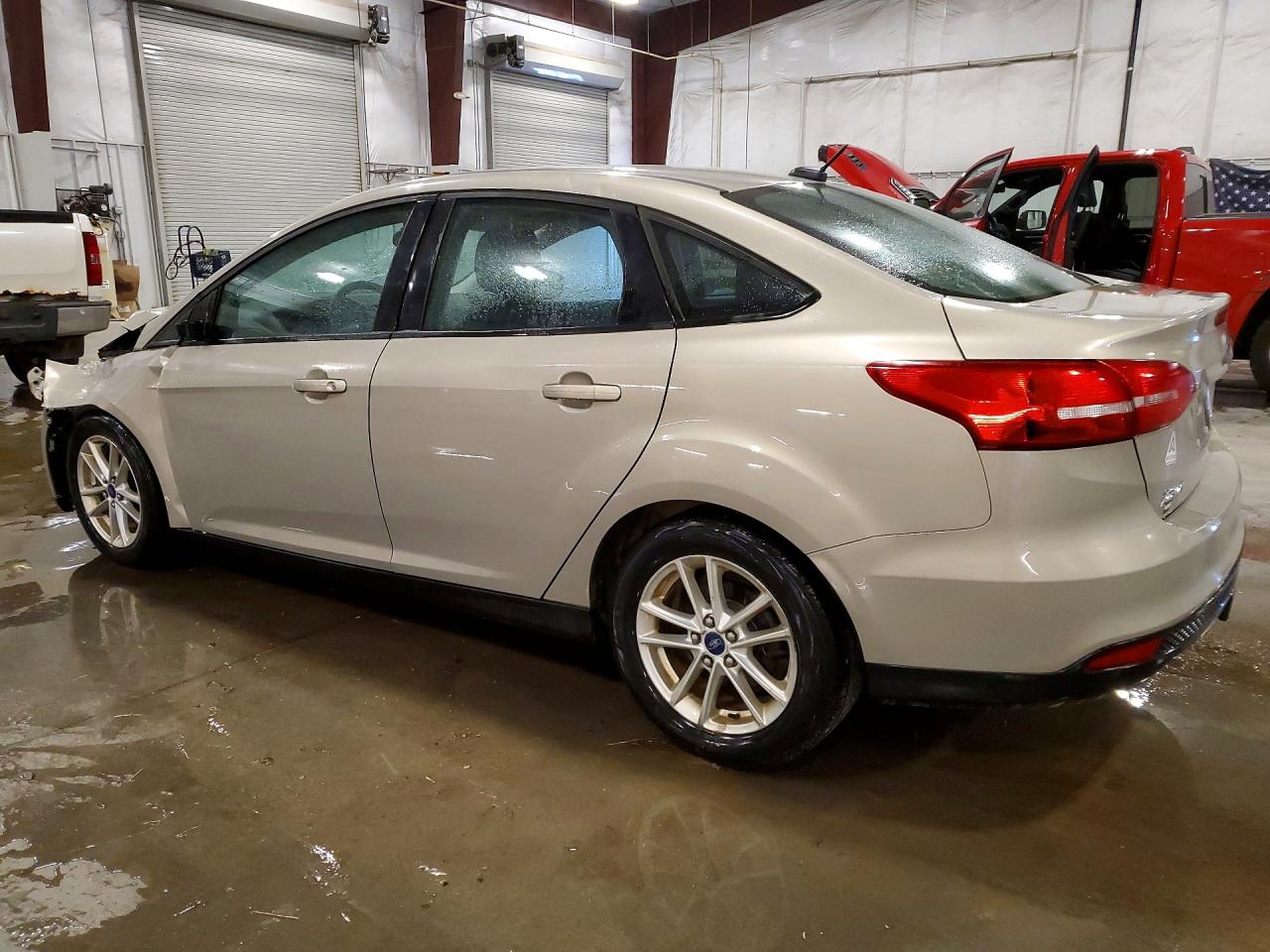 2015 Ford Focus Se Tan vin: 1FADP3FE8FL357733