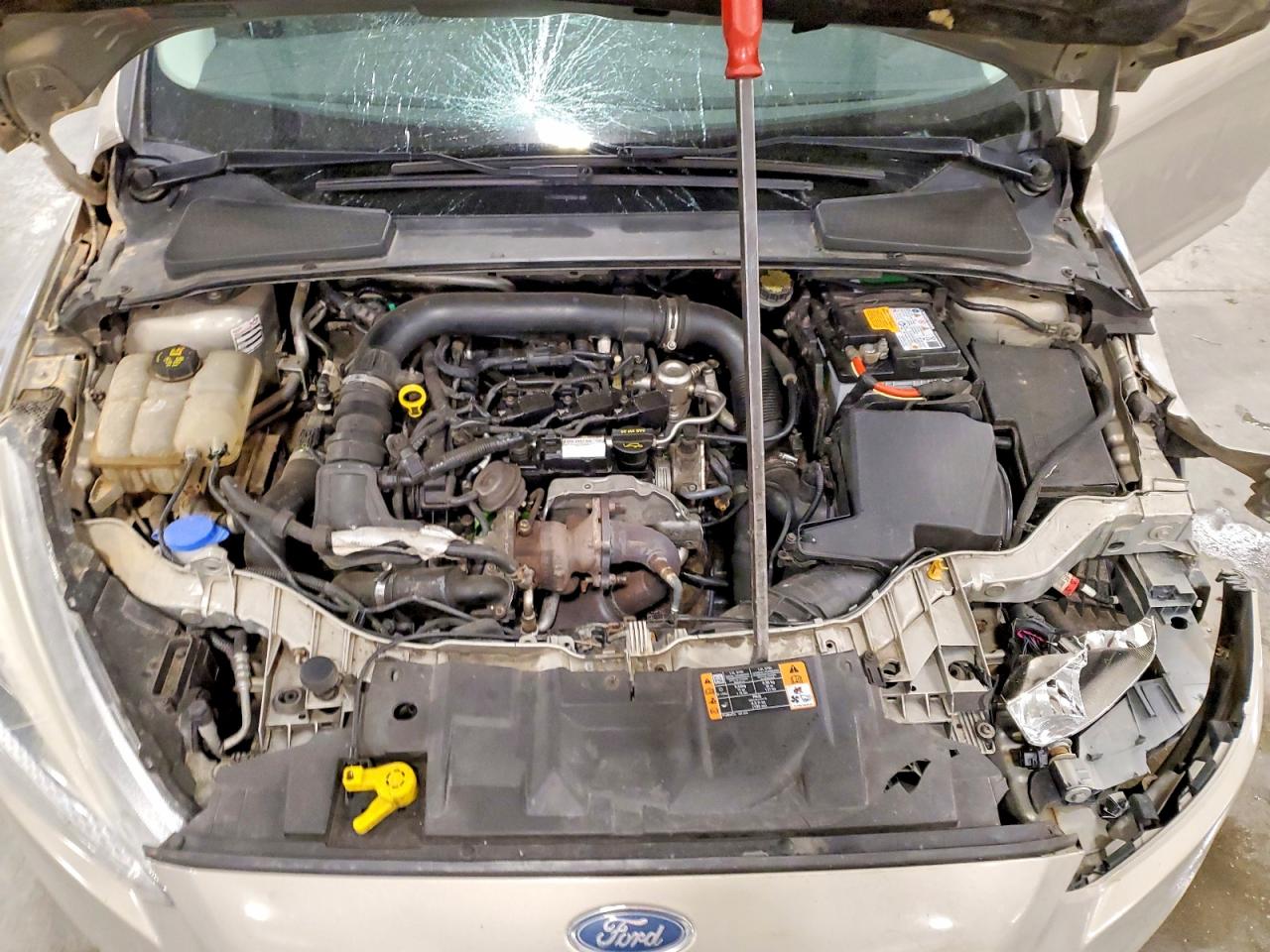 2015 Ford Focus Se Tan vin: 1FADP3FE8FL357733
