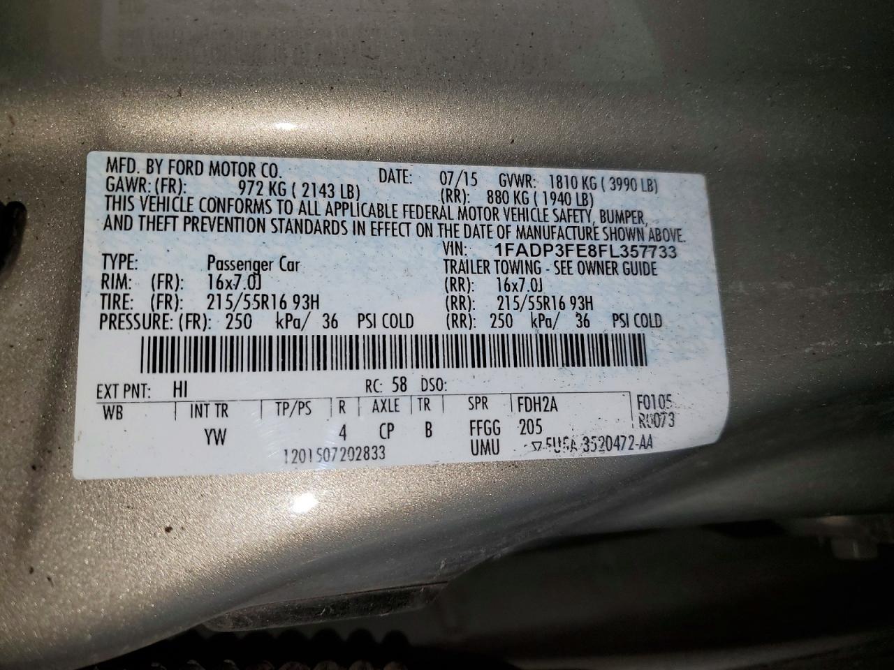 2015 Ford Focus Se Tan vin: 1FADP3FE8FL357733
