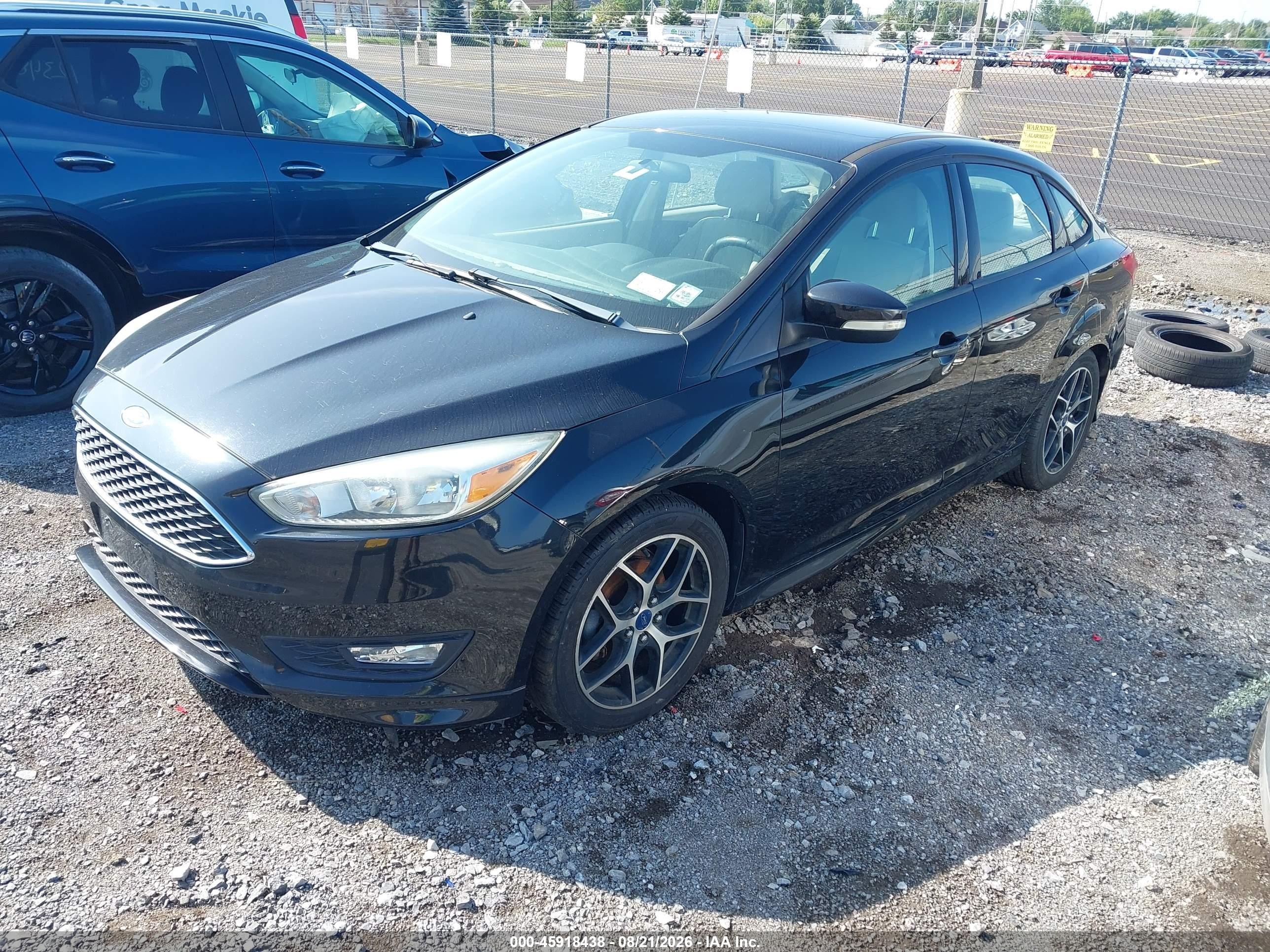 2015 Ford Focus Se Черный vin: 1FADP3FE9FL260315