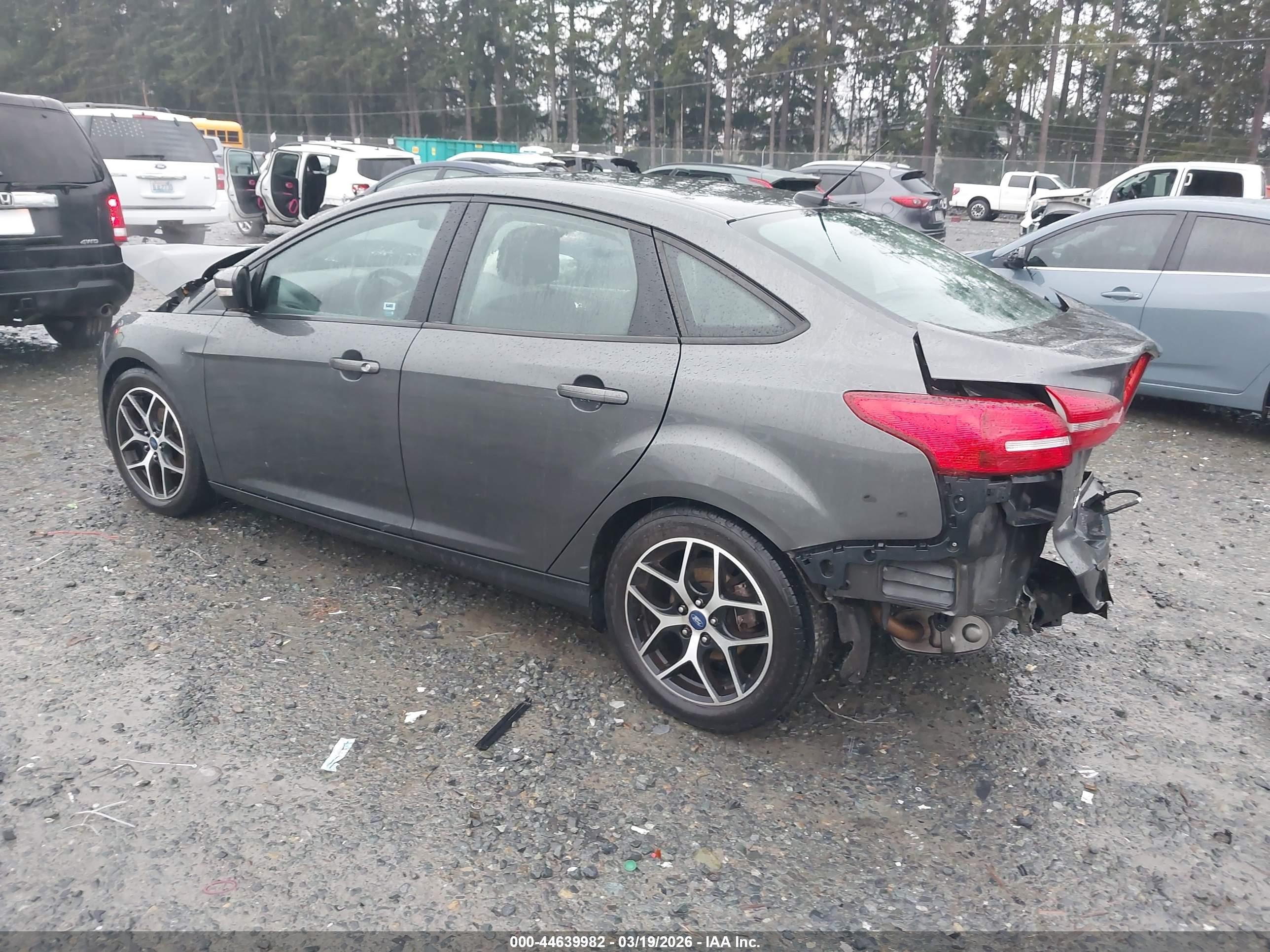 2017 Ford Focus Sel Серый vin: 1FADP3H23HL260767