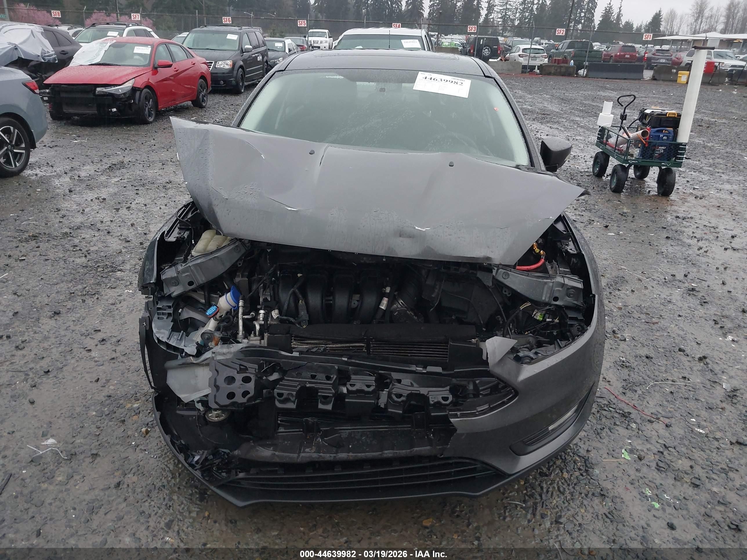 2017 Ford Focus Sel Серый vin: 1FADP3H23HL260767