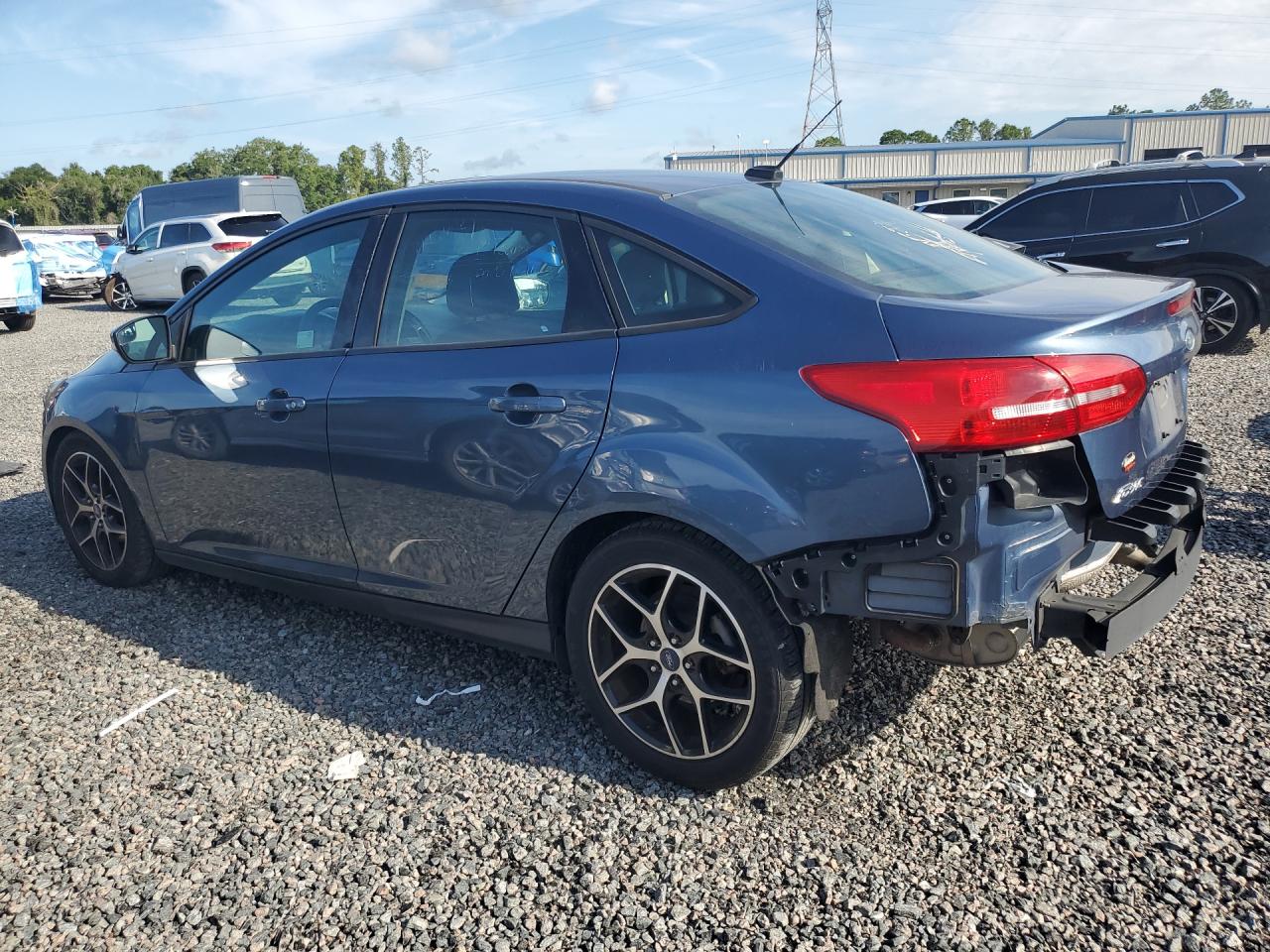 2018 Ford Focus Sel Blue vin: 1FADP3H26JL299889