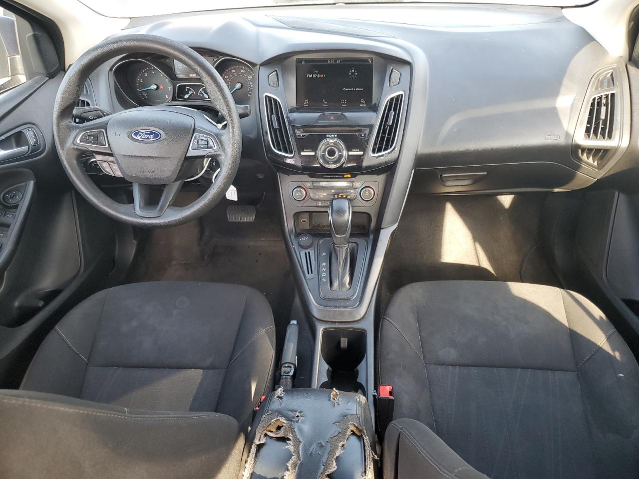 2018 Ford Focus Sel Blue vin: 1FADP3H26JL299889