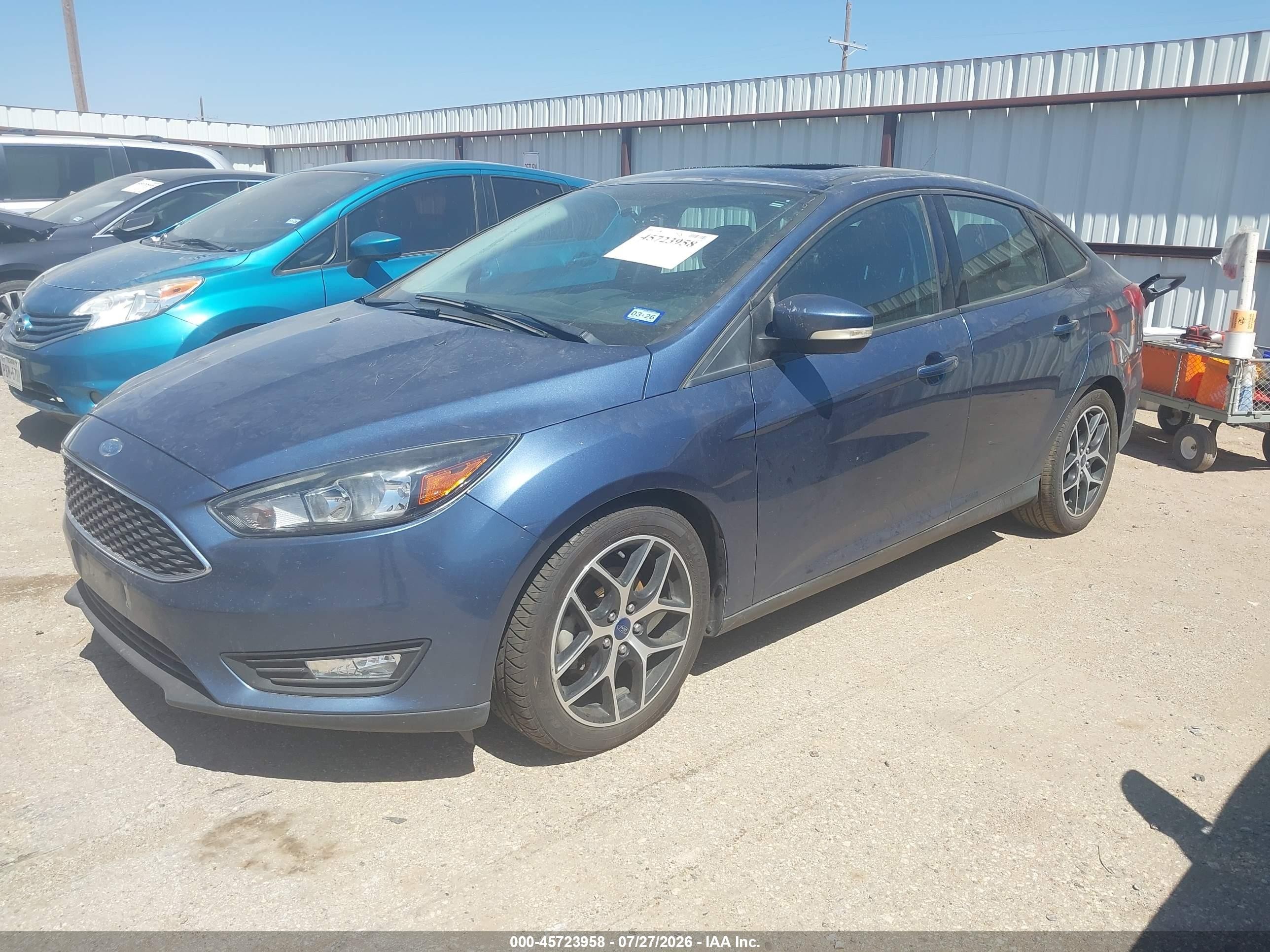 2018 Ford Focus Sel Blue vin: 1FADP3H28JL259491