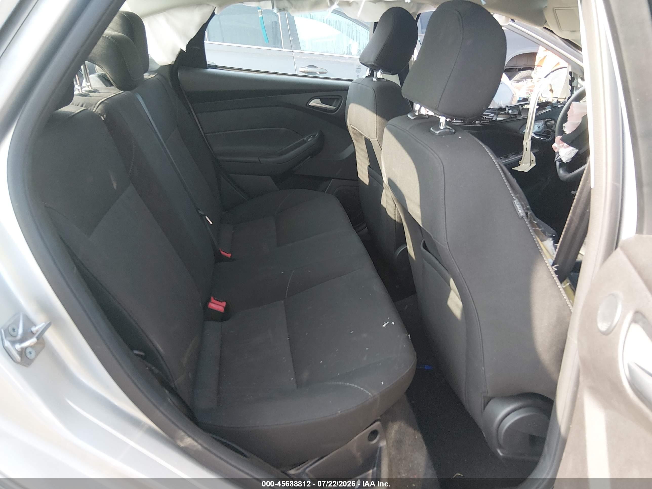 2017 Ford Focus Sel Silver vin: 1FADP3H2XHL269840