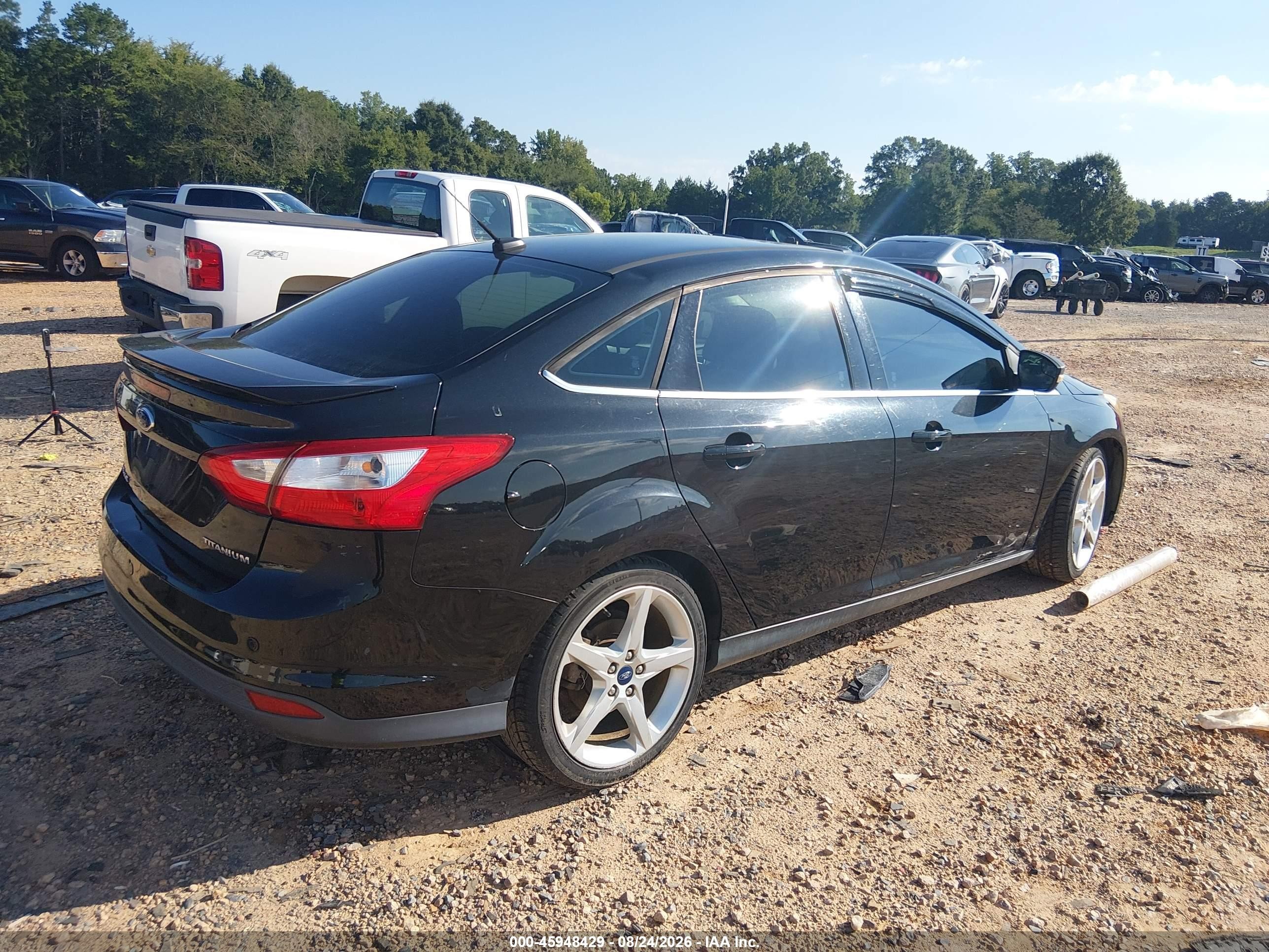 2013 Ford Focus Titanium Black vin: 1FADP3J20DL231490