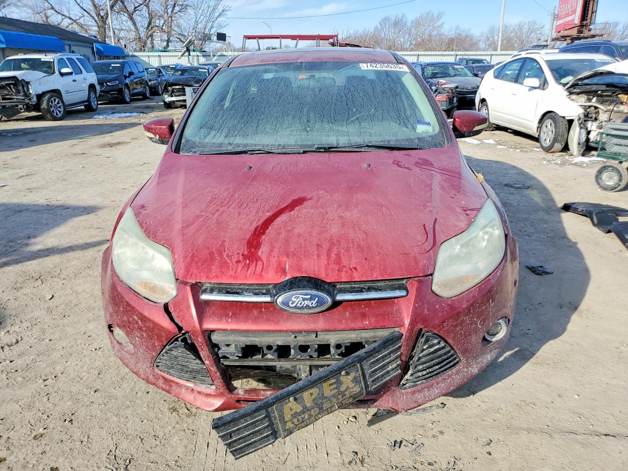 2013 Ford Focus Titanium Burgundy vin: 1FADP3J20DL270970