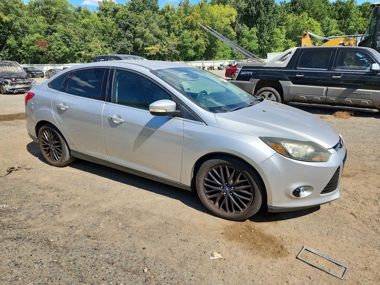 2013 Ford Focus Titanium Silver vin: 1FADP3J20DL301375