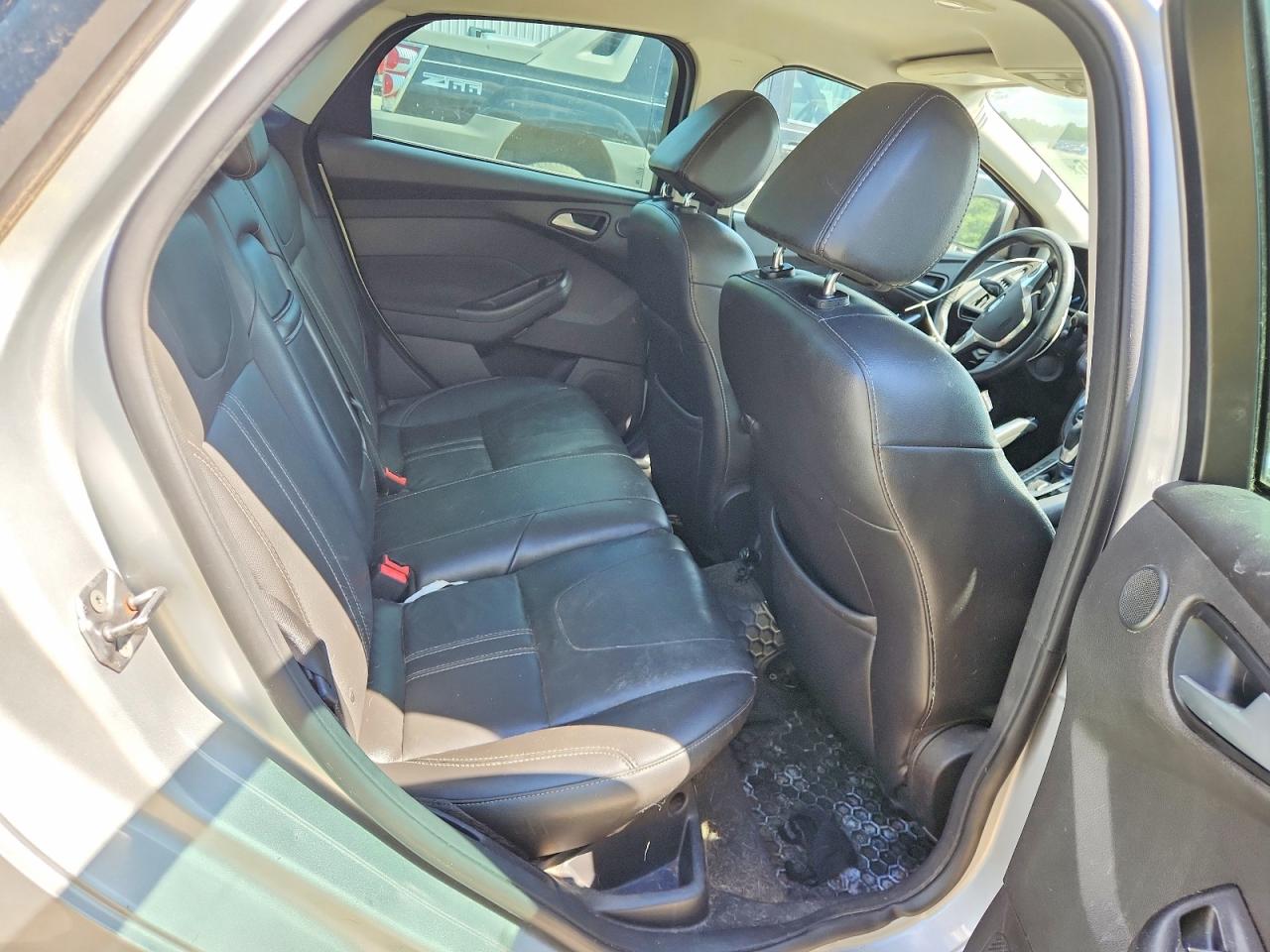 2013 Ford Focus Titanium Silver vin: 1FADP3J20DL301375