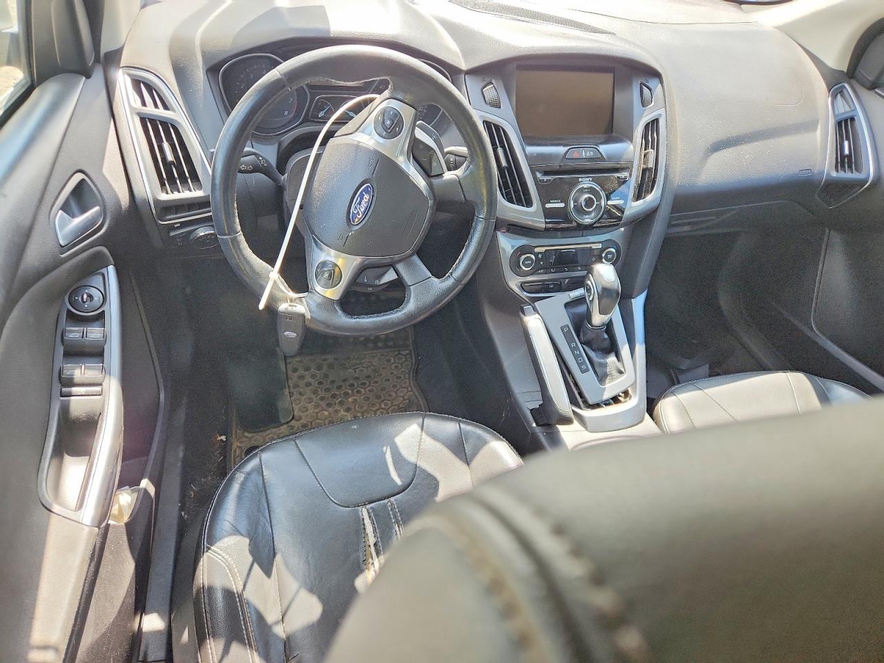 2013 Ford Focus Titanium Silver vin: 1FADP3J20DL301375