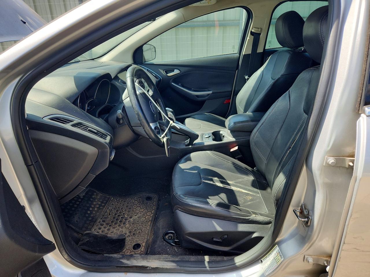 2013 Ford Focus Titanium Silver vin: 1FADP3J20DL301375