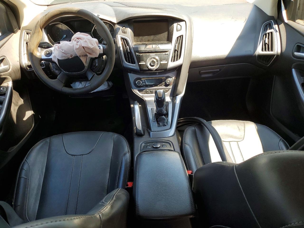 2014 Ford Focus Titanium Black vin: 1FADP3J20EL159983