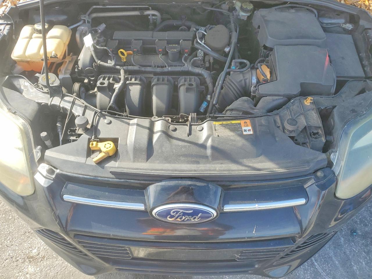 2013 Ford Focus Titanium Black vin: 1FADP3J21DL300073