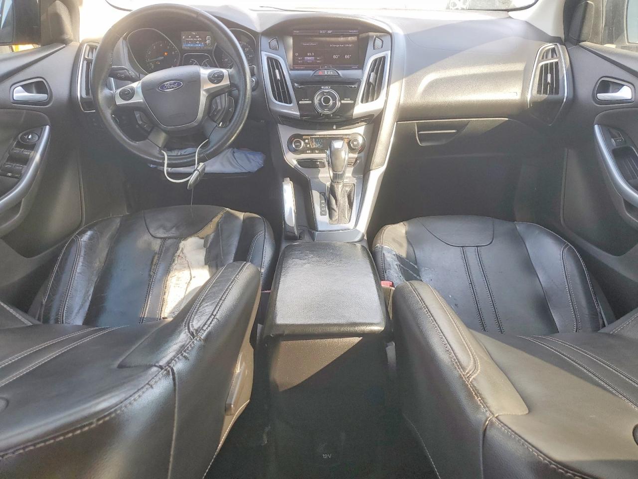 2013 Ford Focus Titanium Black vin: 1FADP3J21DL300073