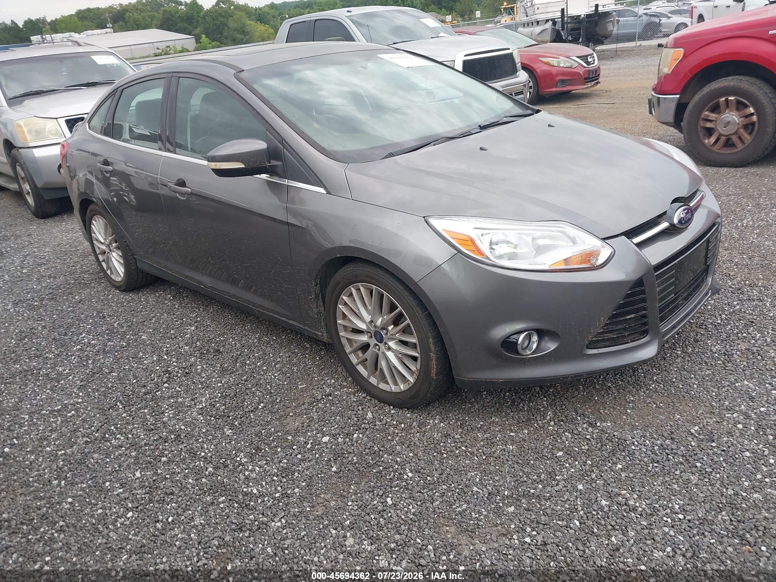 2014 Ford Focus Titanium Gray vin: 1FADP3J21EL279579